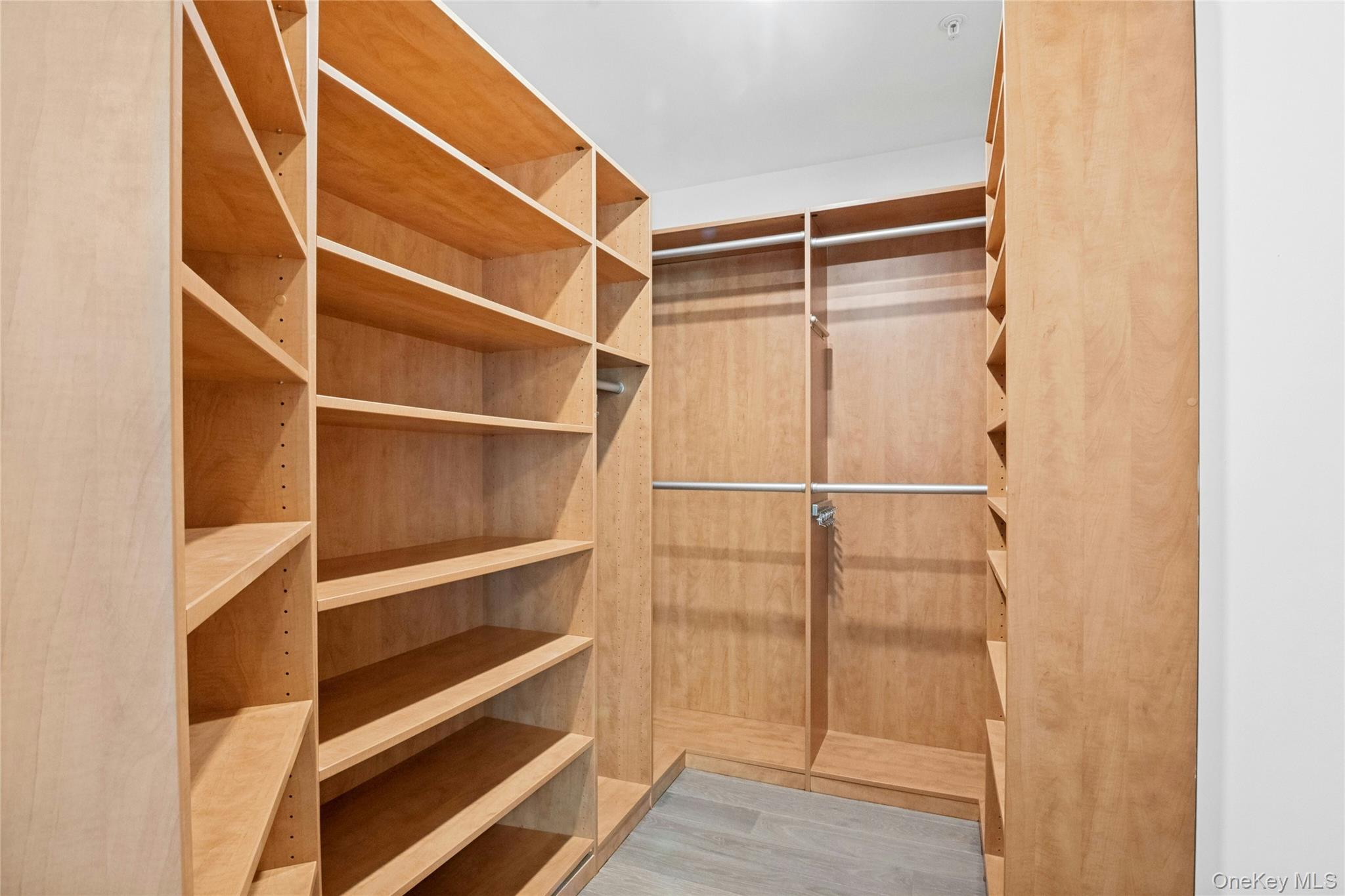 Walk-In Closets