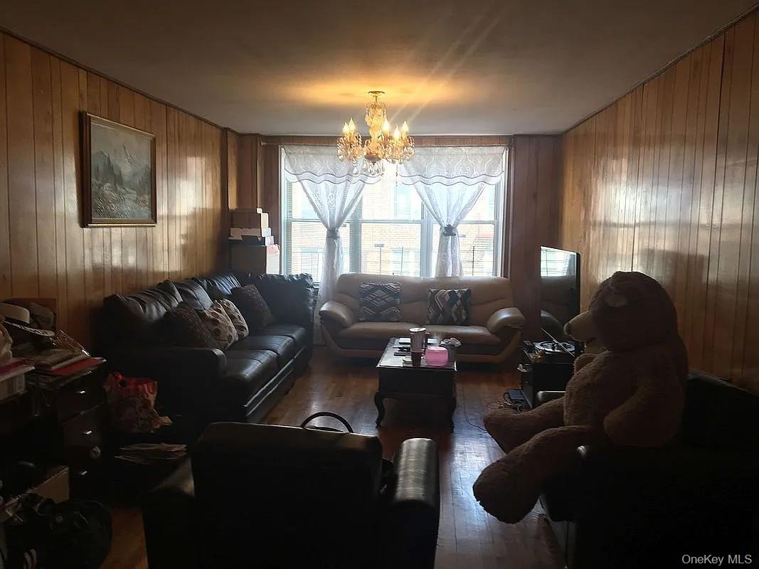 Photo 4