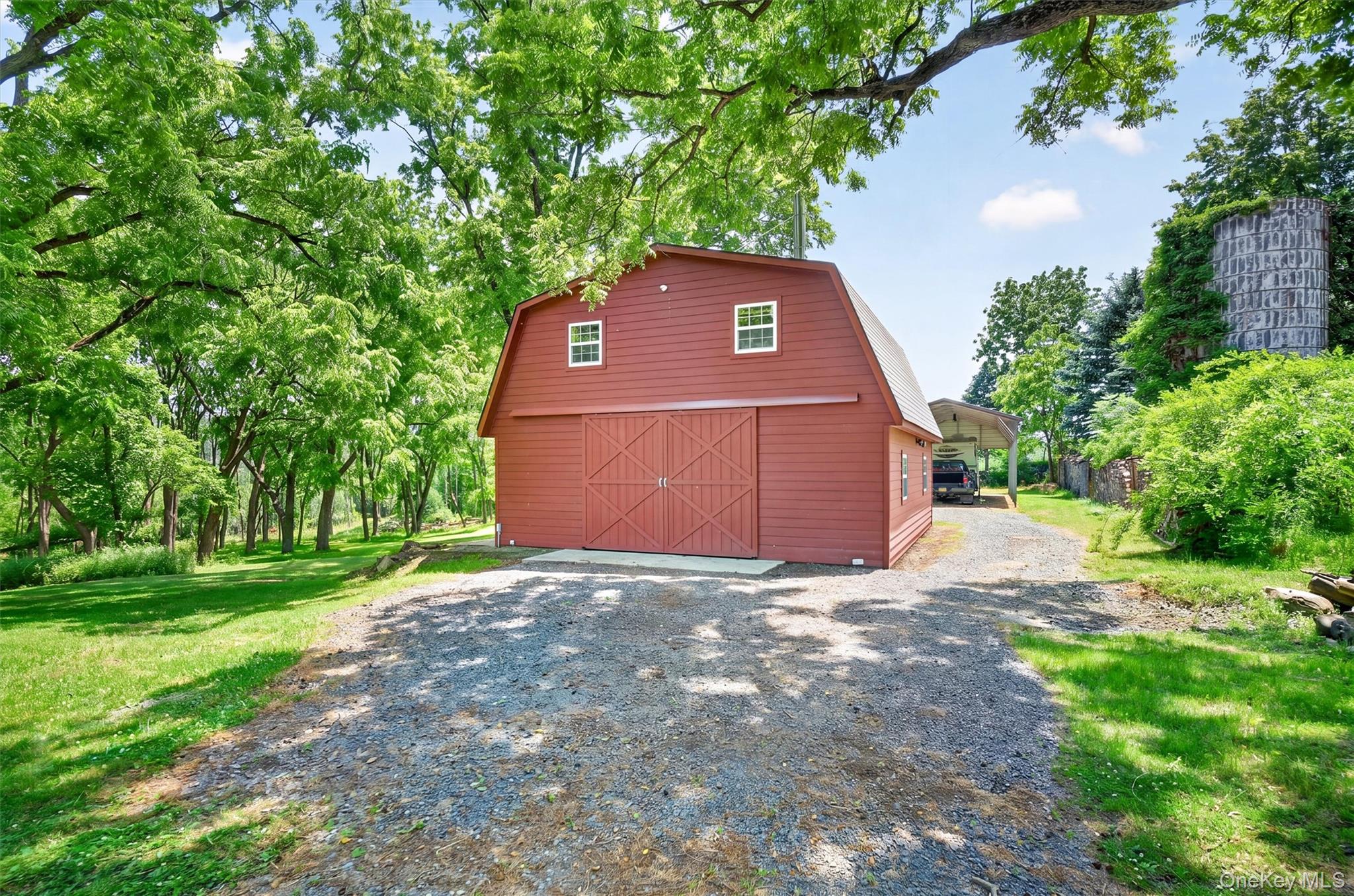 Barn