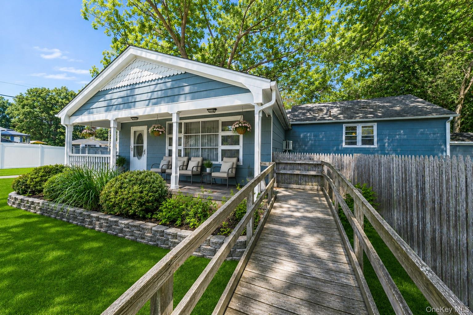3 Curtis Drive