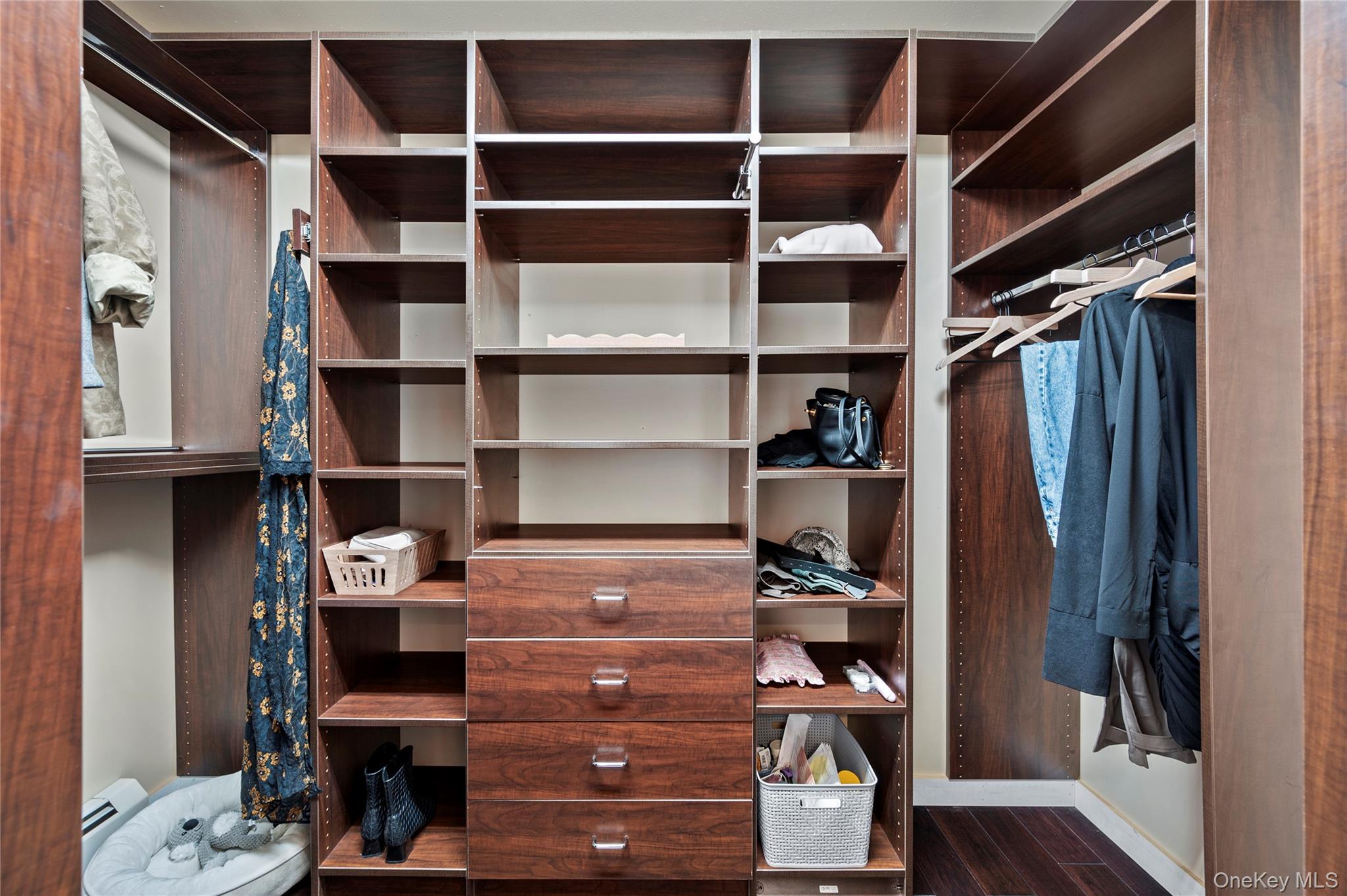 Walk-In Closets