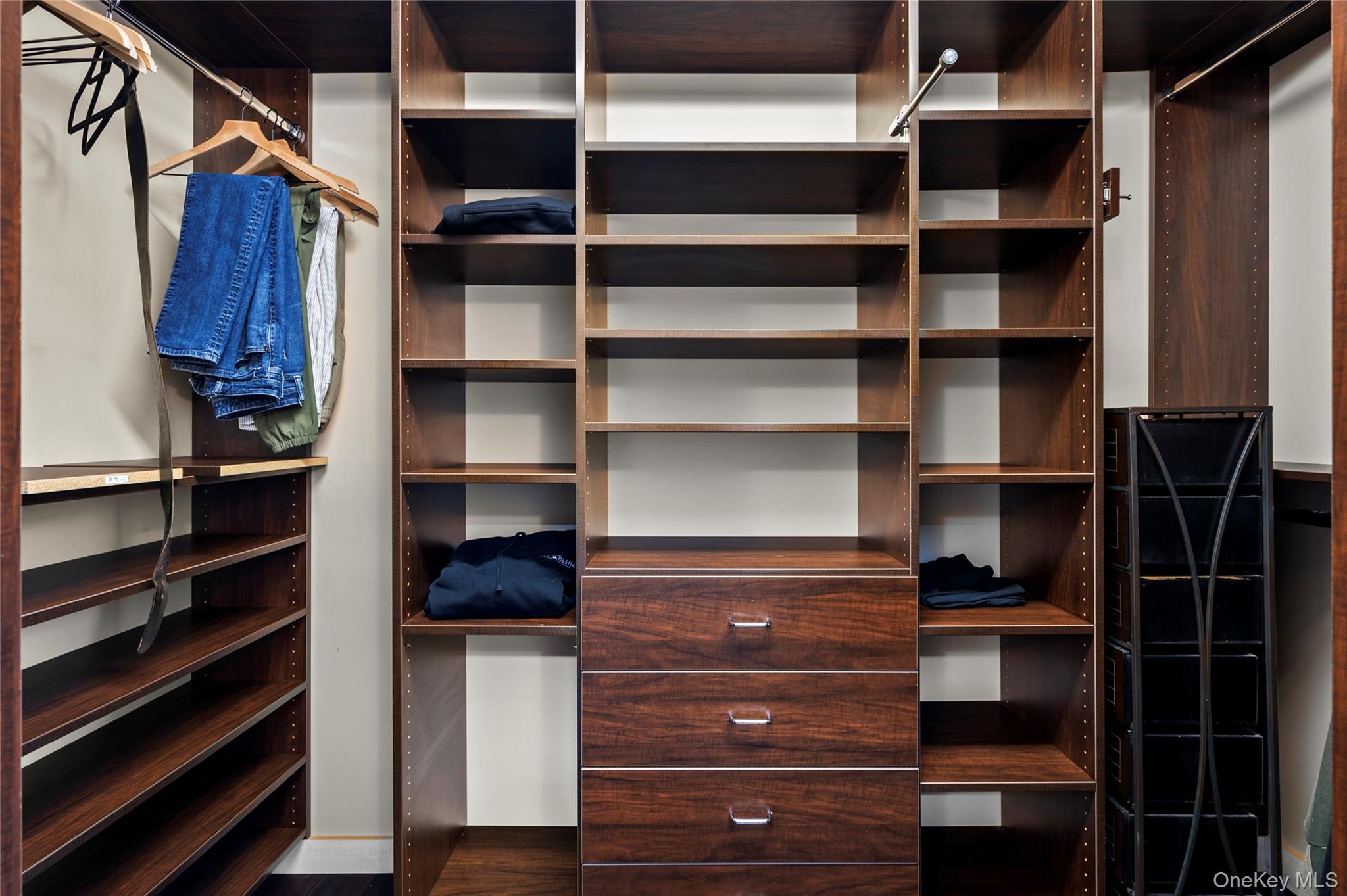 Walk-In Closets
