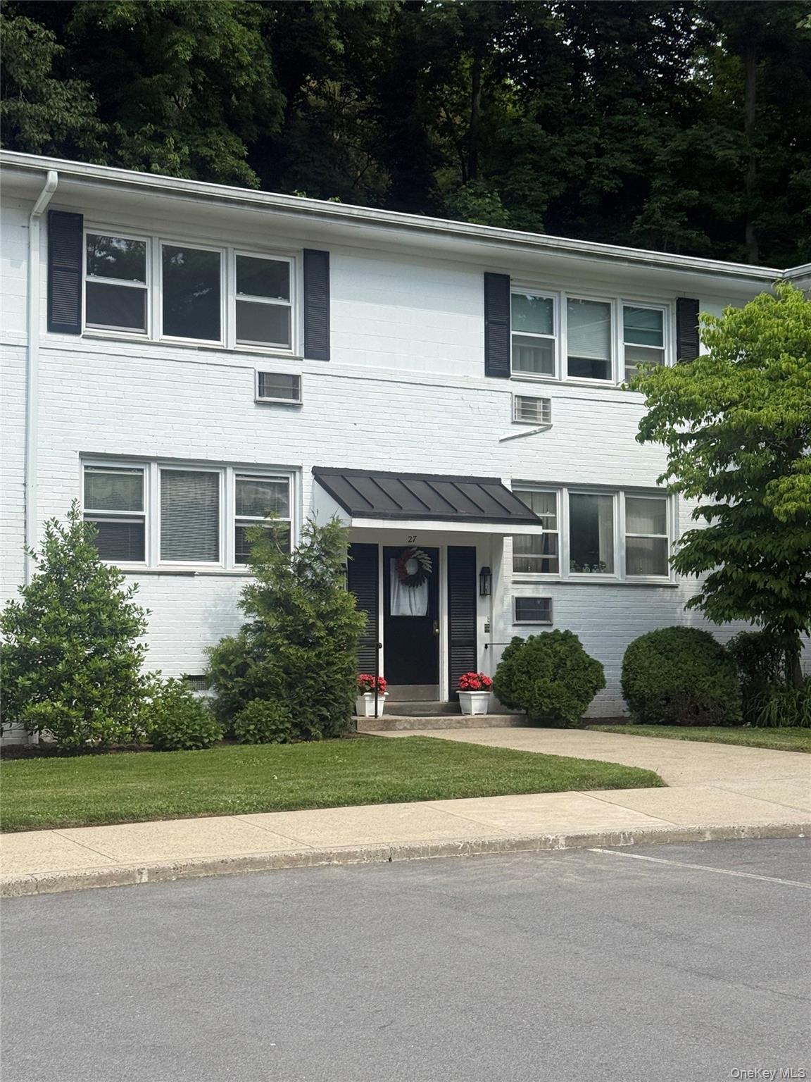 27 Avon Circle