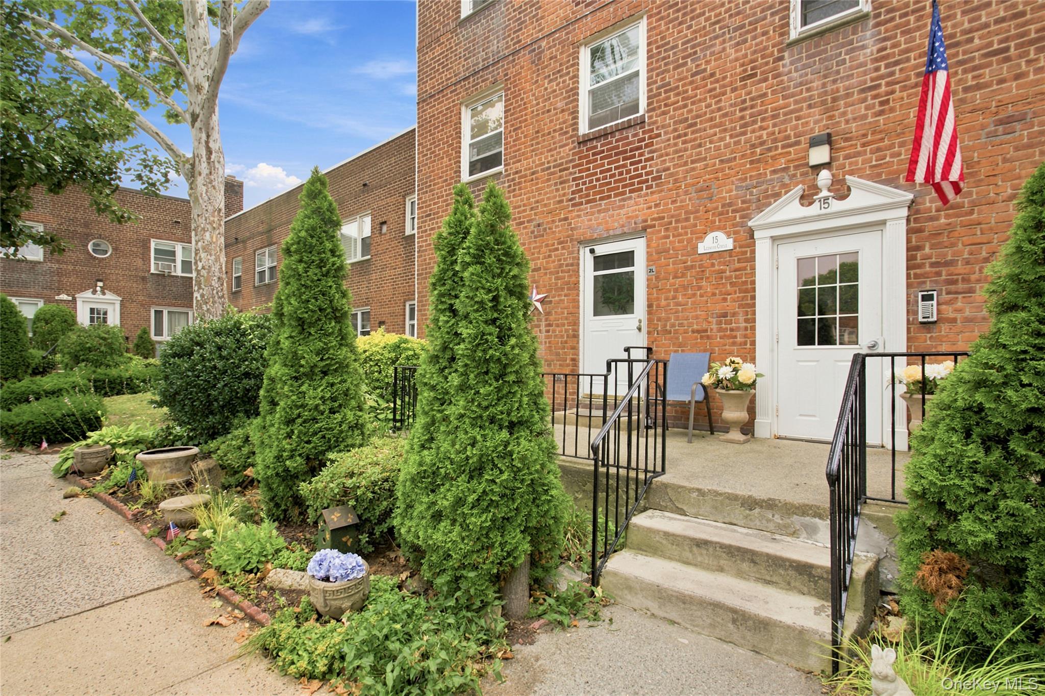 15 Leewood