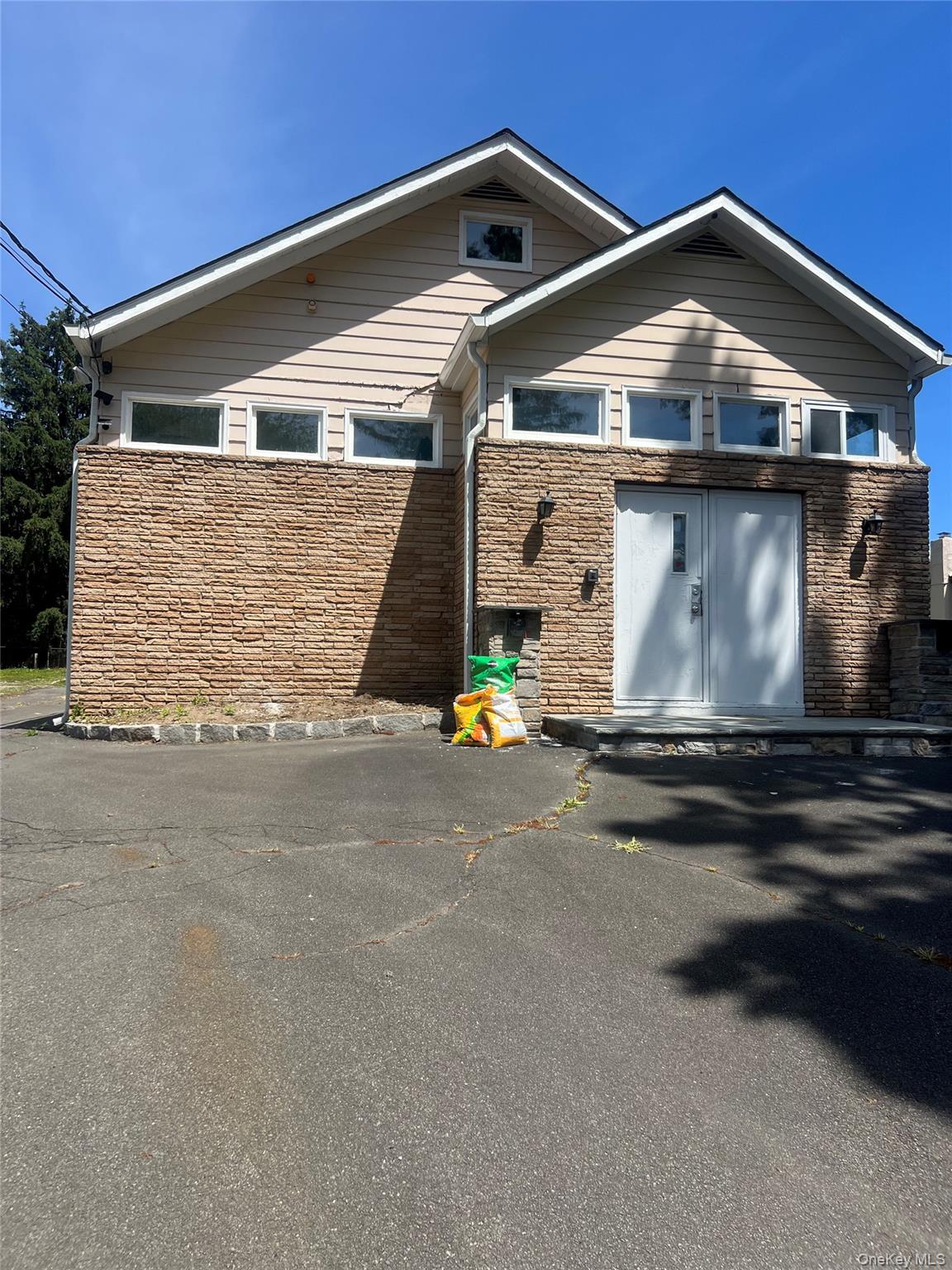 494 Middletown Road