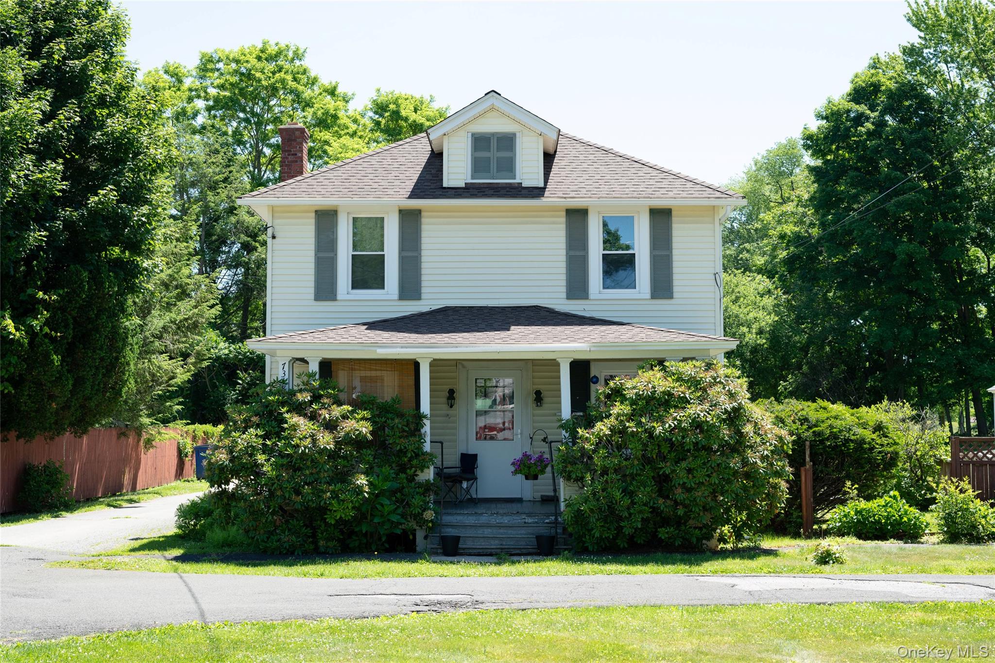 7318 Broadway