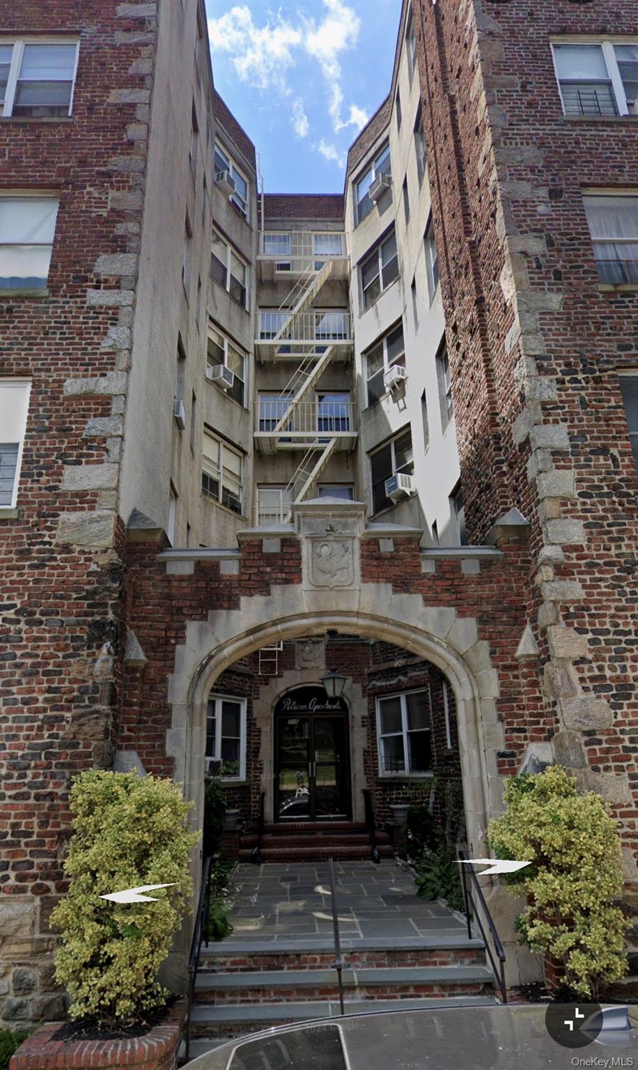 305 6th Avenue