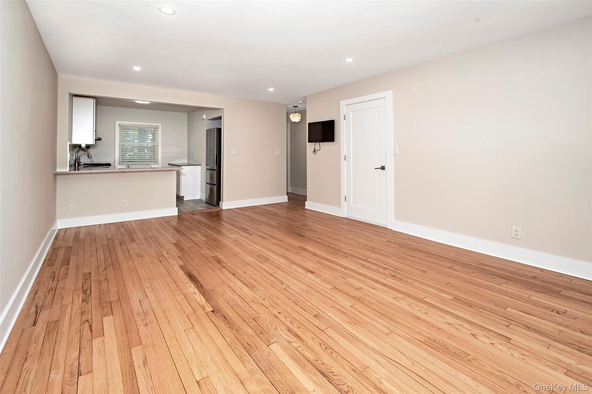 24 Wappanocca Avenue