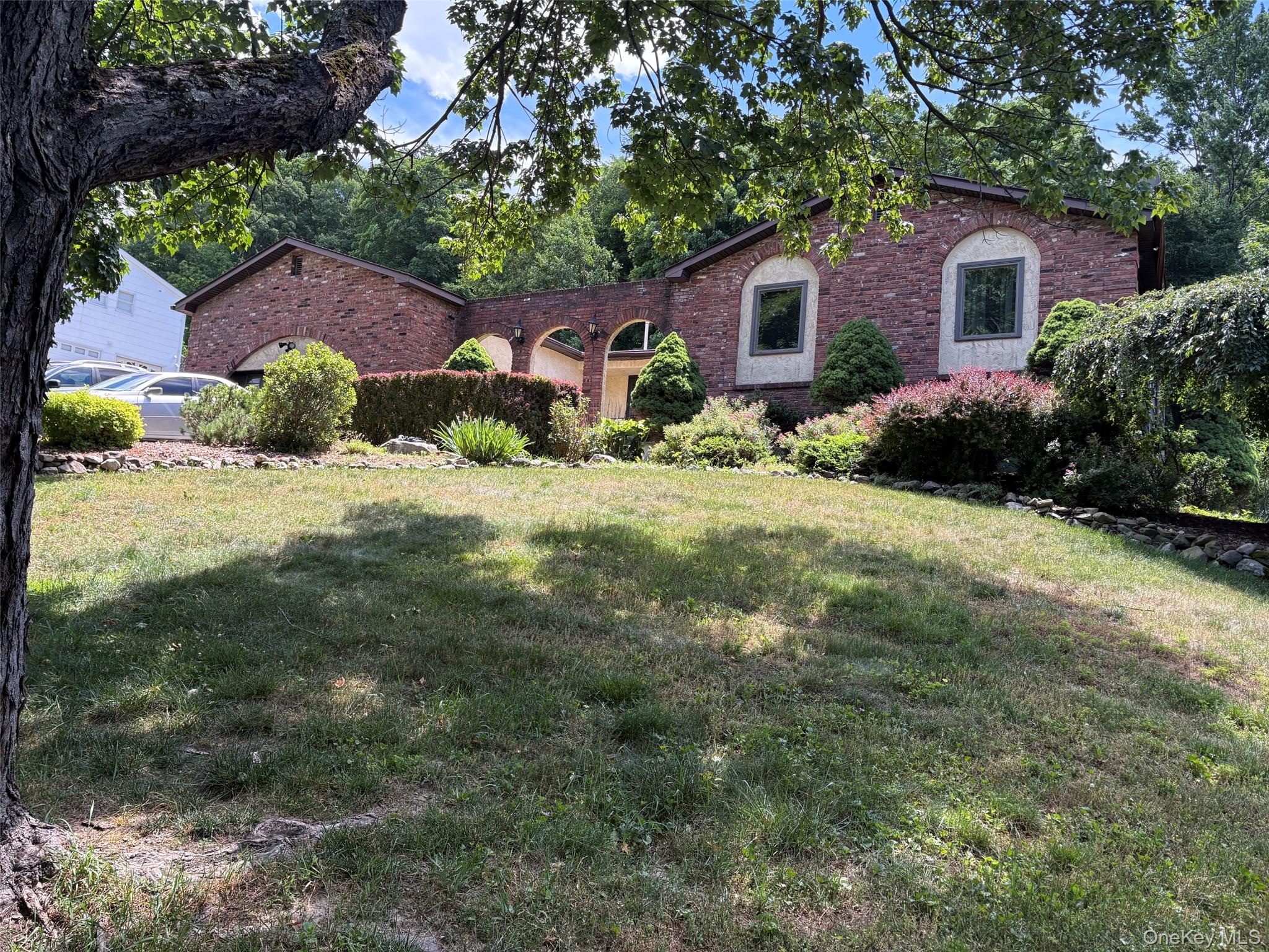 12 Arlington Drive