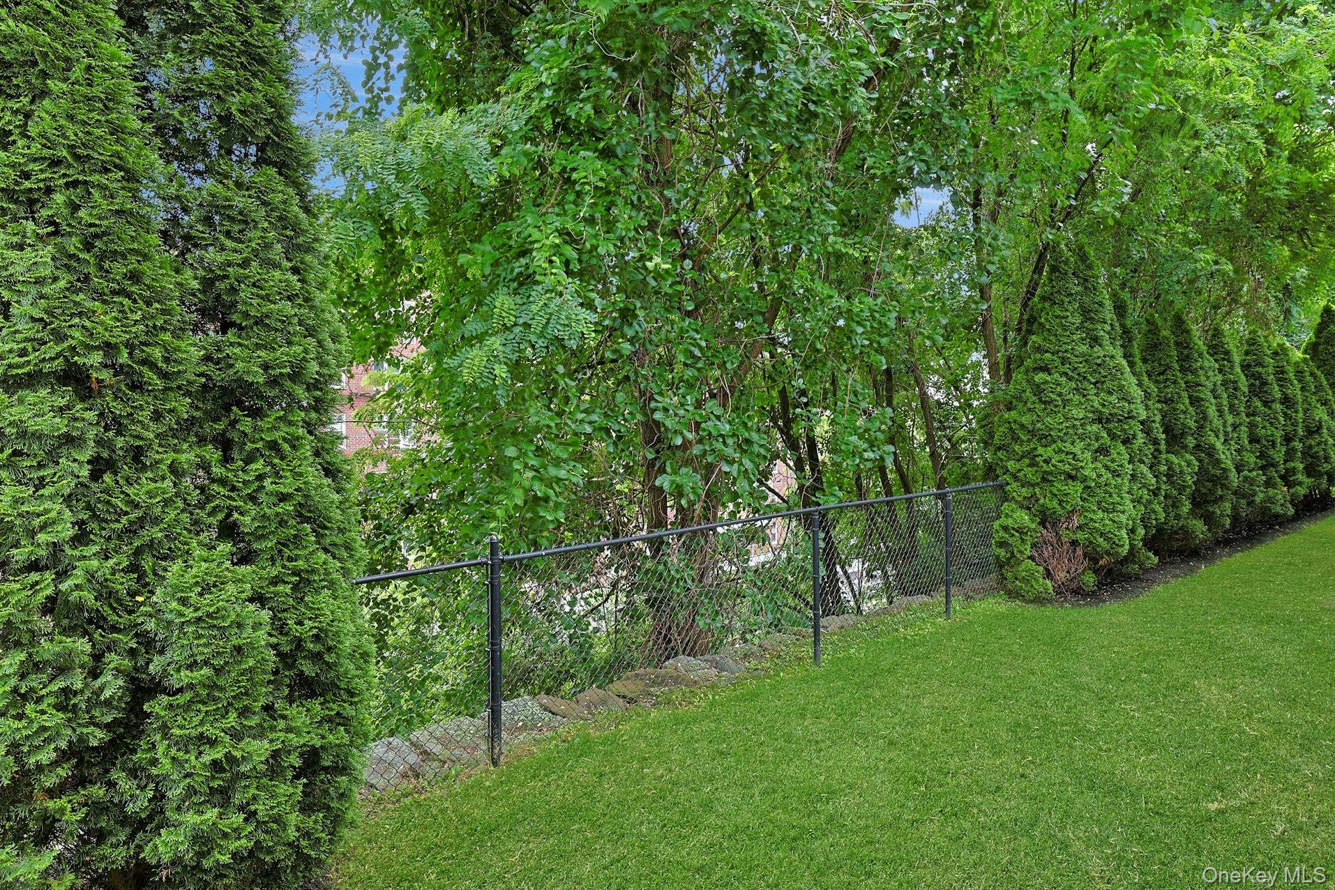 Photo 34