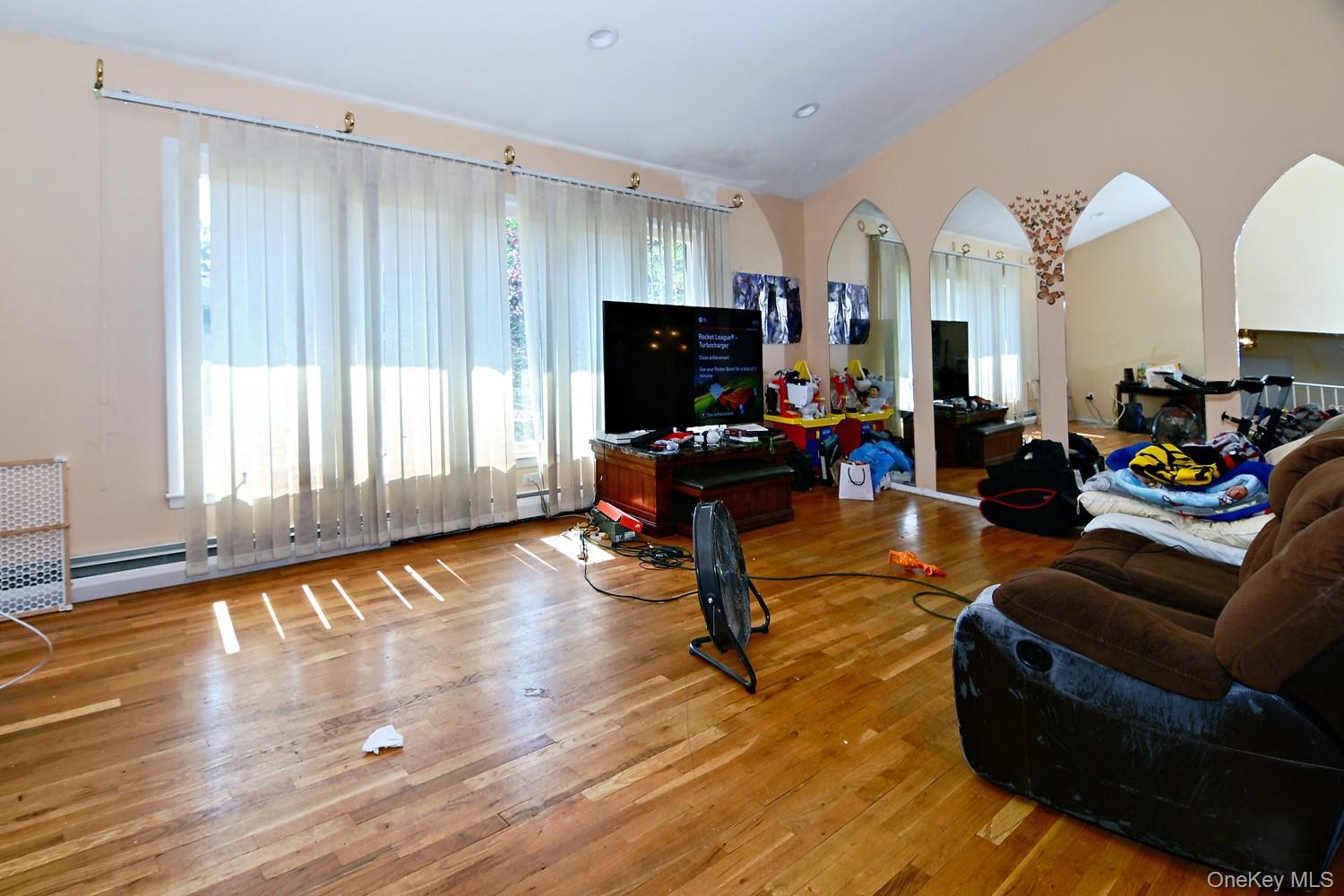 Photo 9