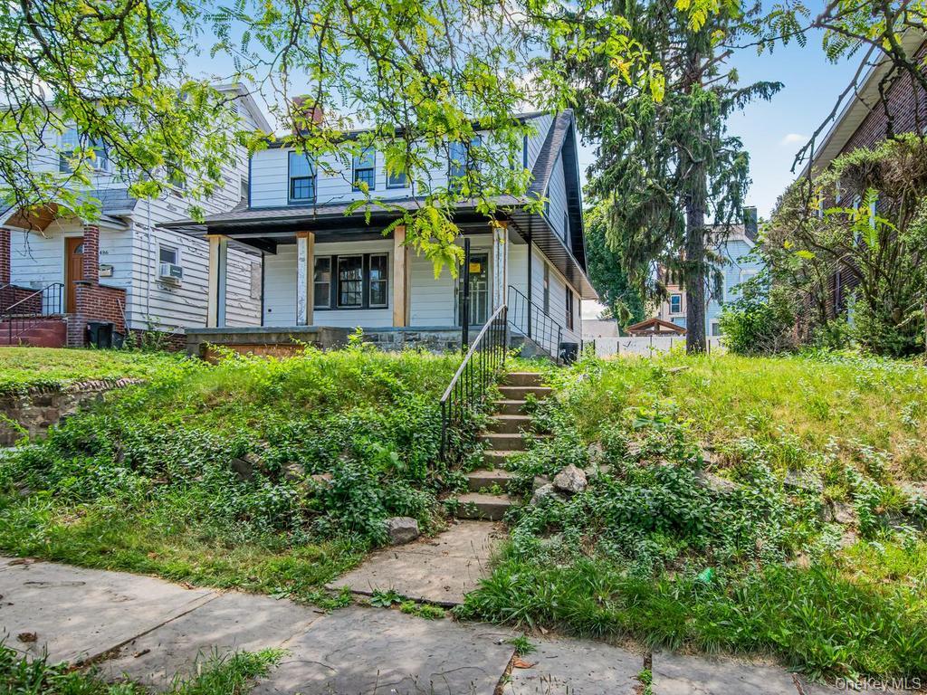 484 5th Street