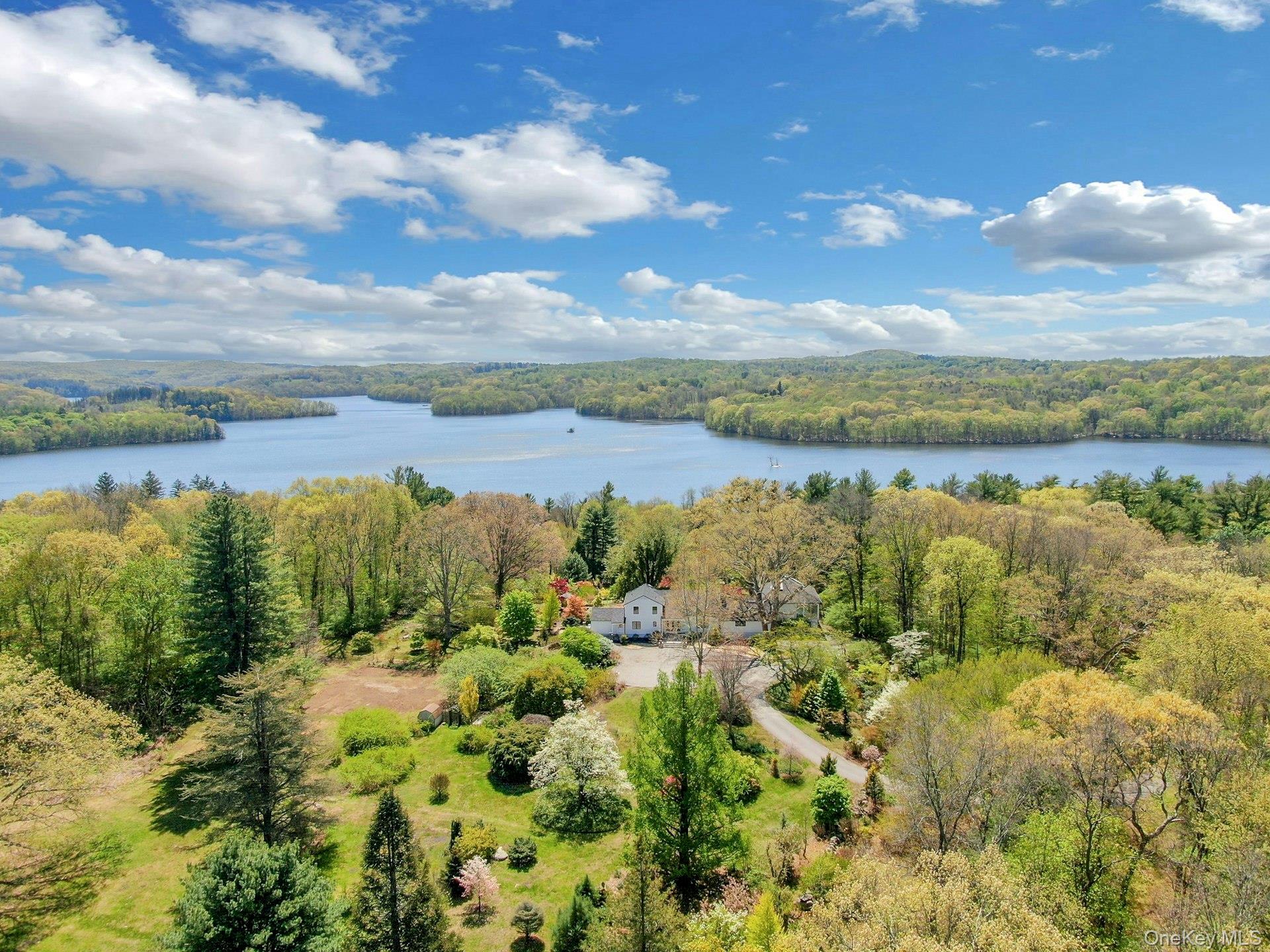 380 Cross River Road