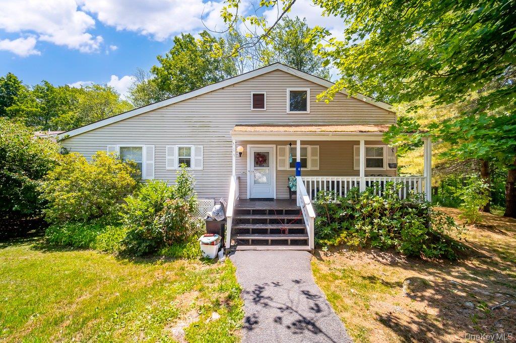 6 Racine Court