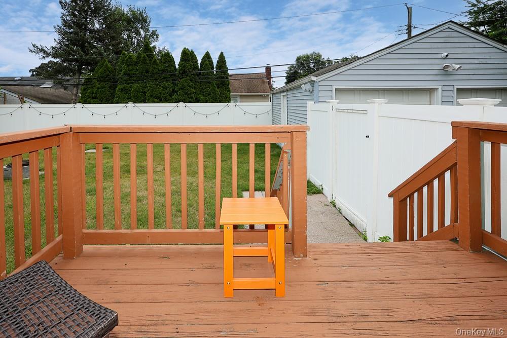 Deck