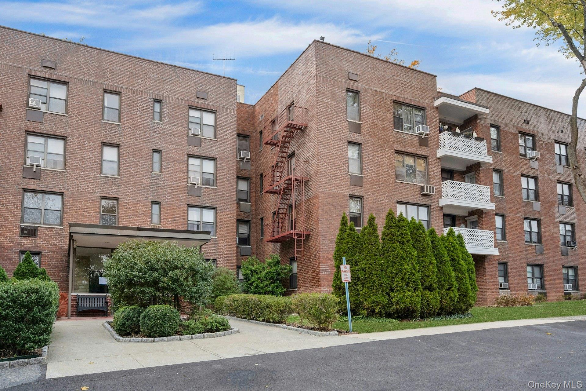1 Remsen Road