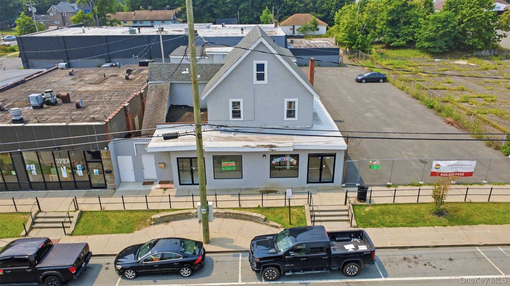 497 Broadway