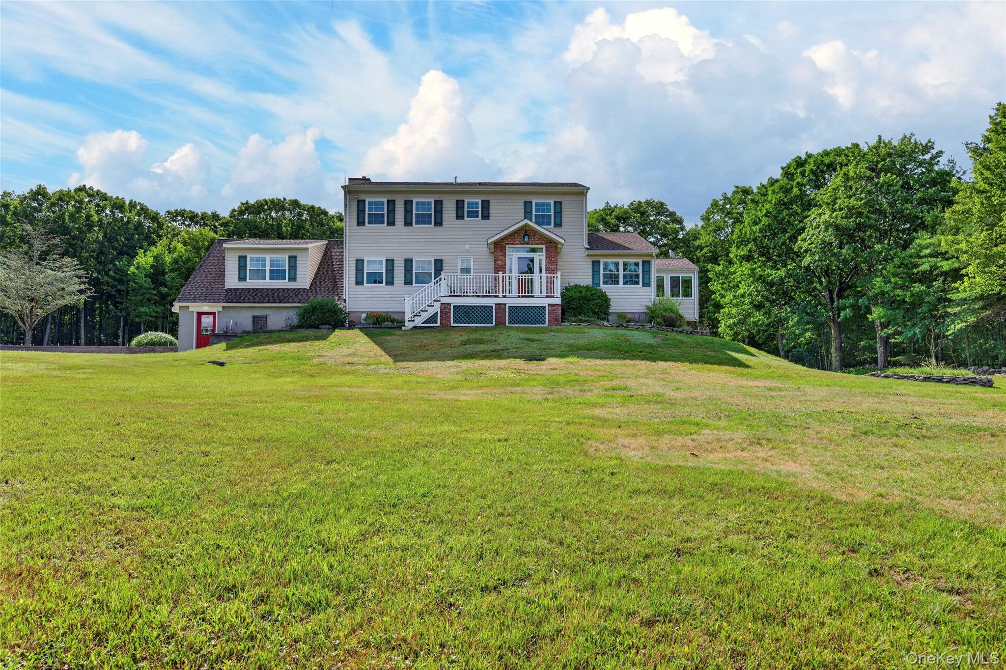 156 Lackawack Hill Road
