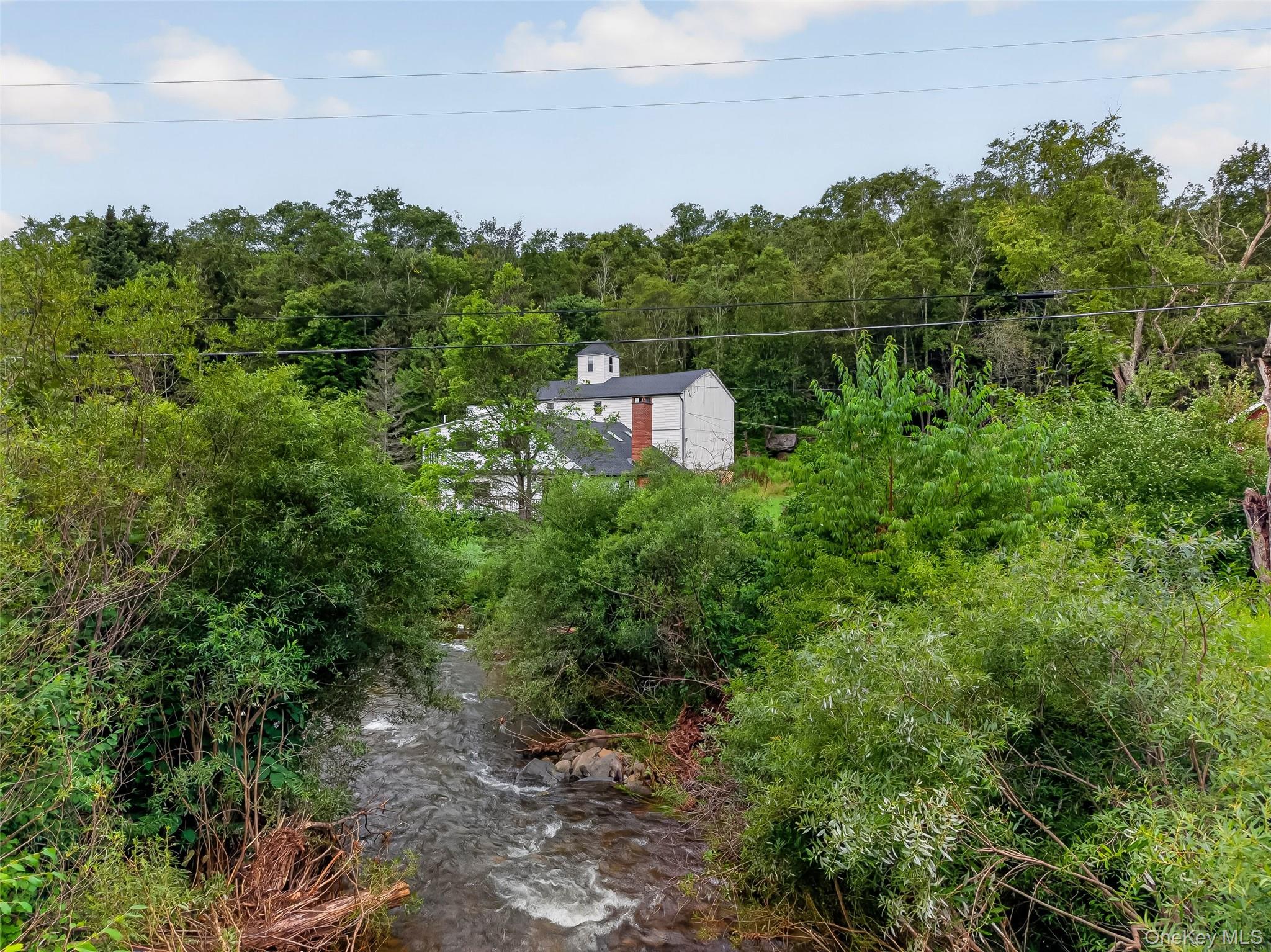 609 Grooville Road