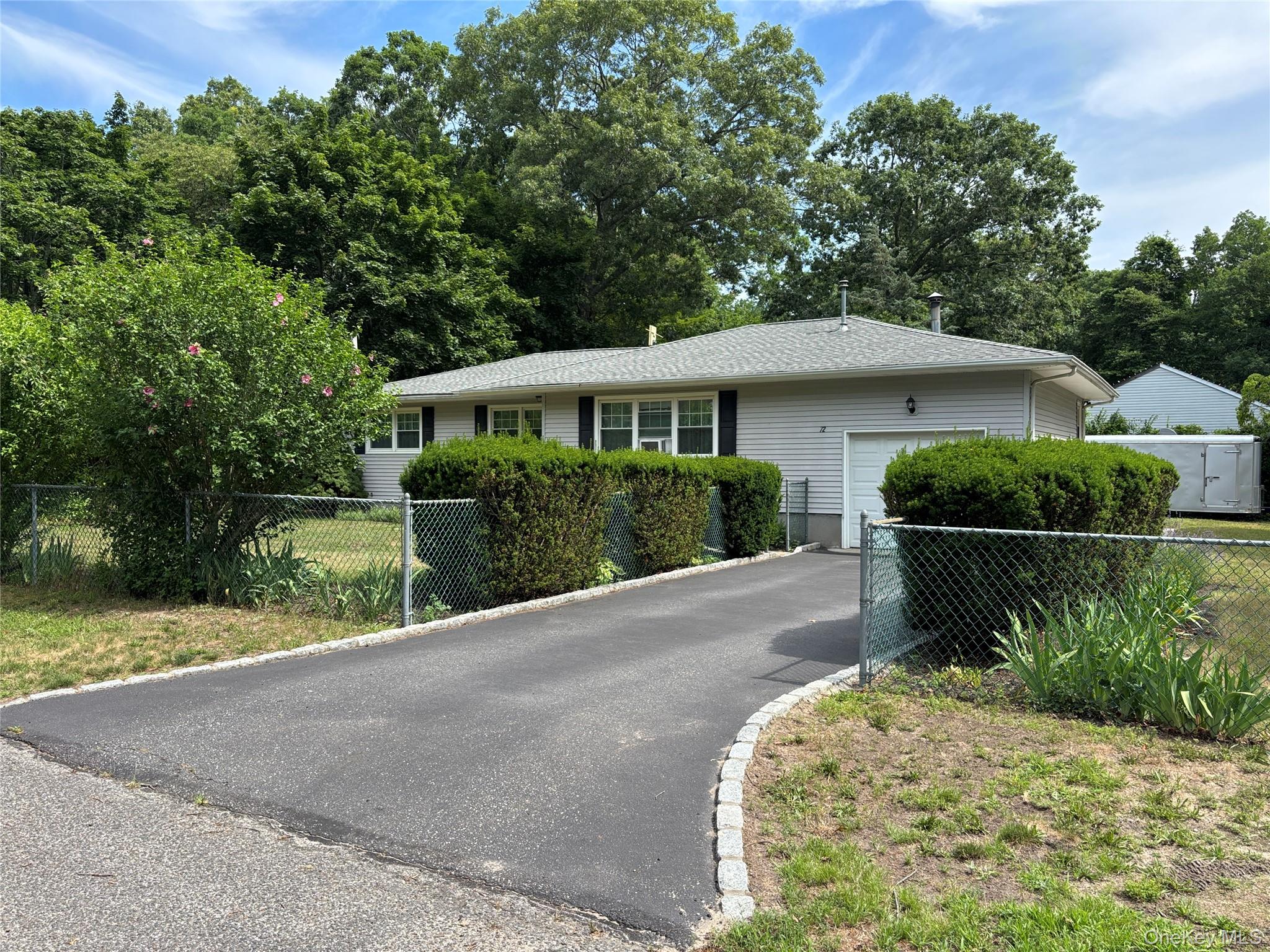 72 Fanning Boulevard