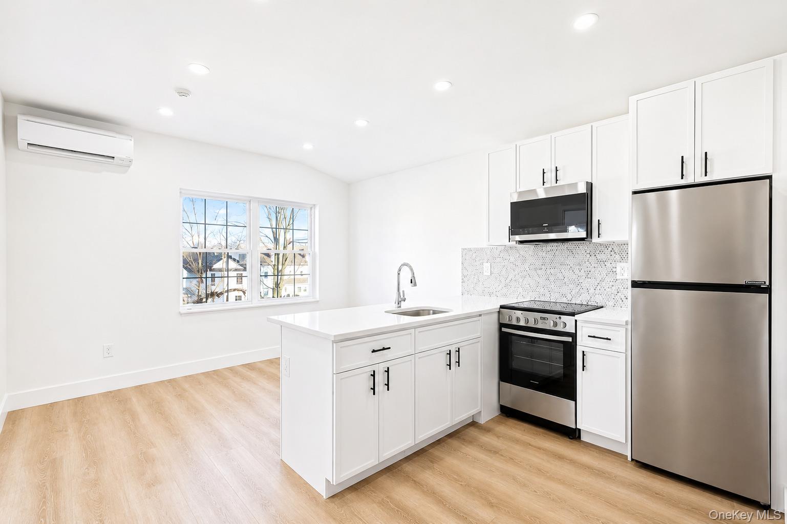 9 Lagrange Avenue