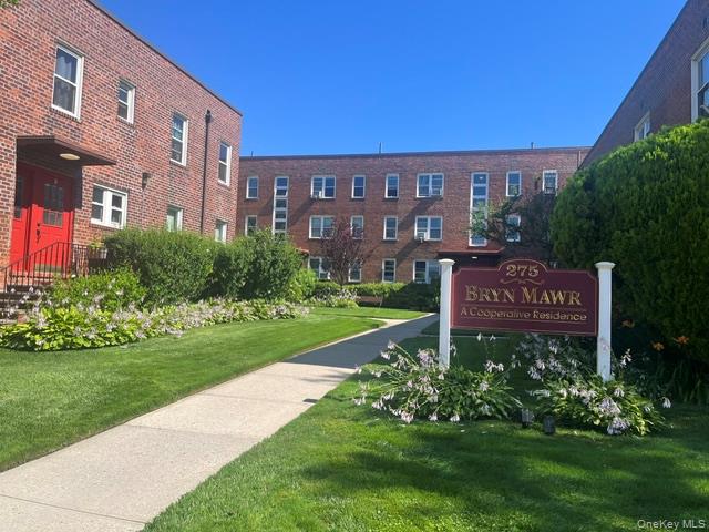 275 Maple Ave