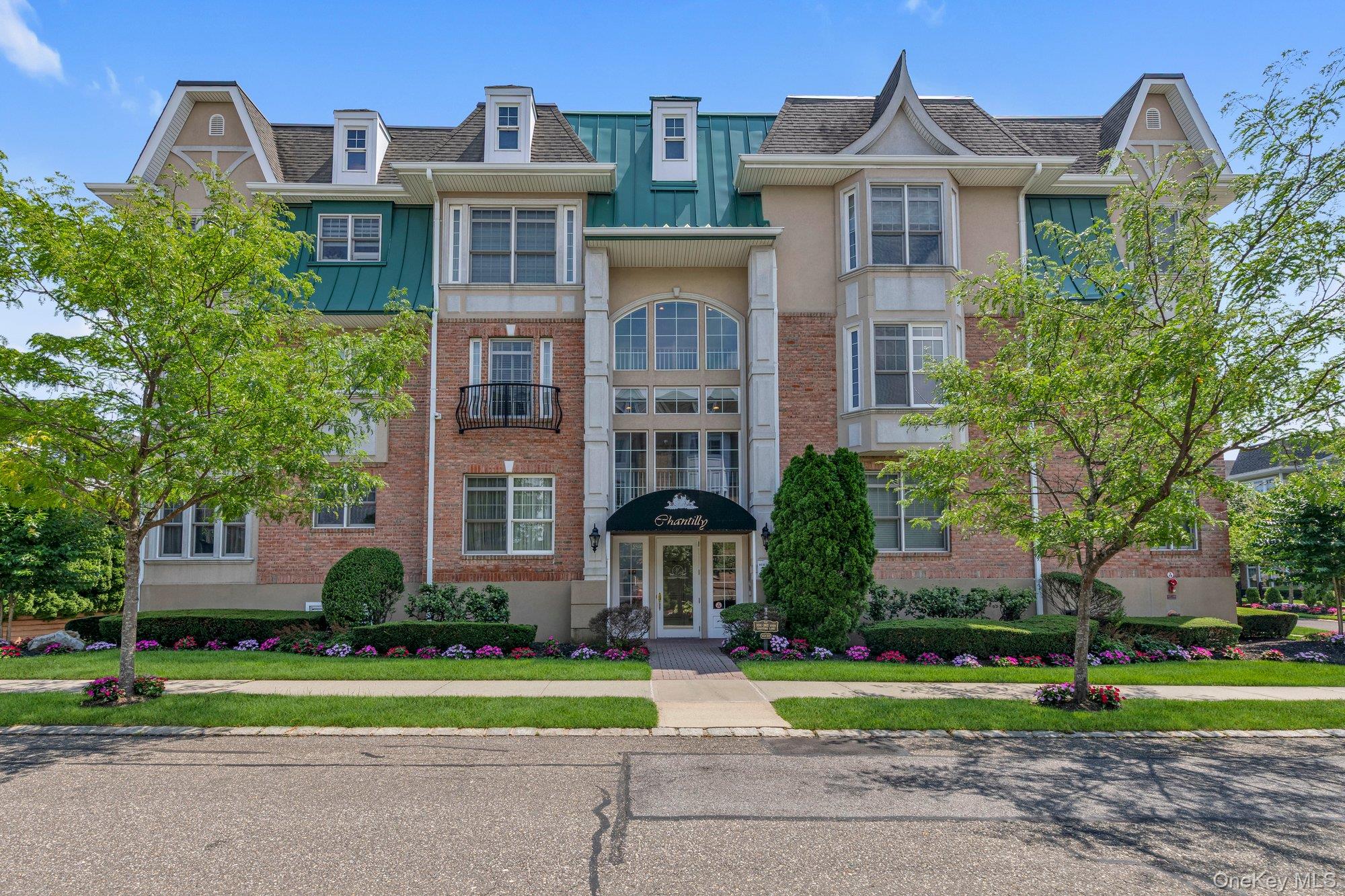 348 Trotting Lane