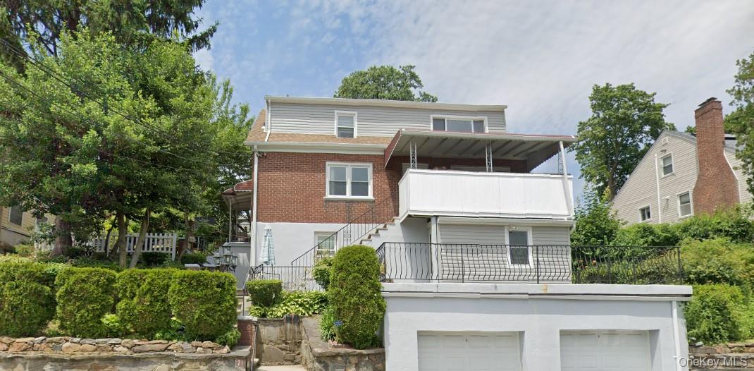 21 New Avenue