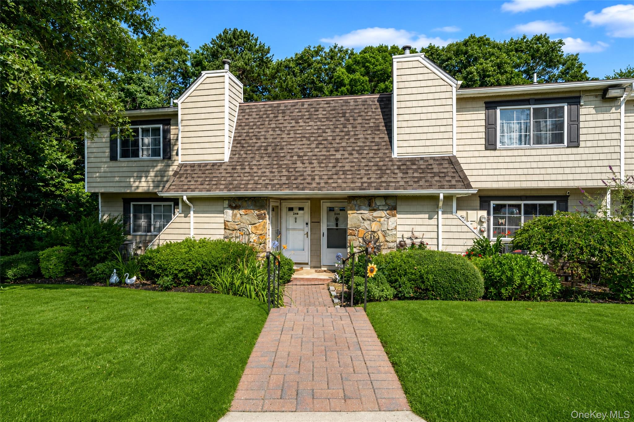 244 Lake Pointe Circle