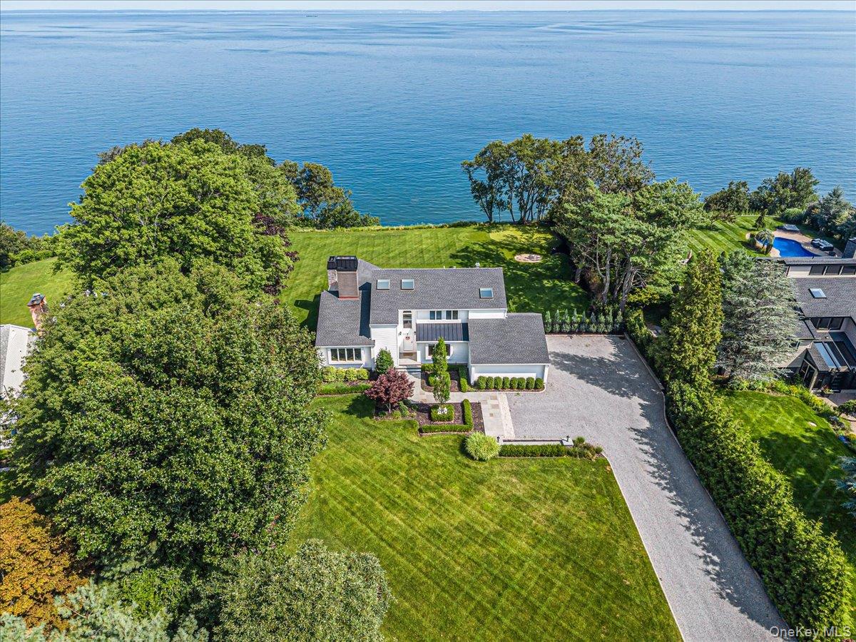 37 Soundview Drive