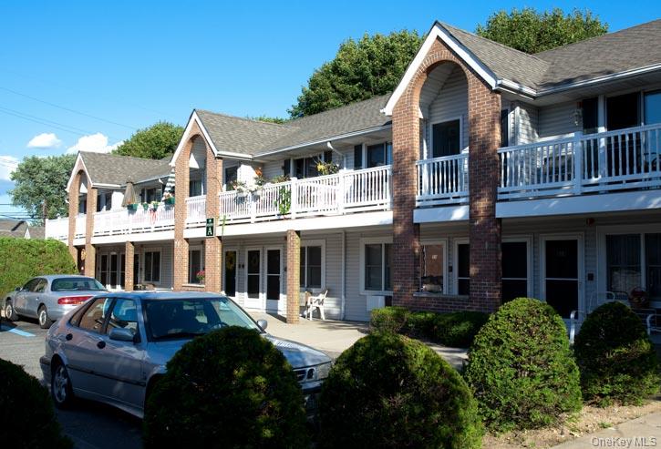 870 Little East Neck Road