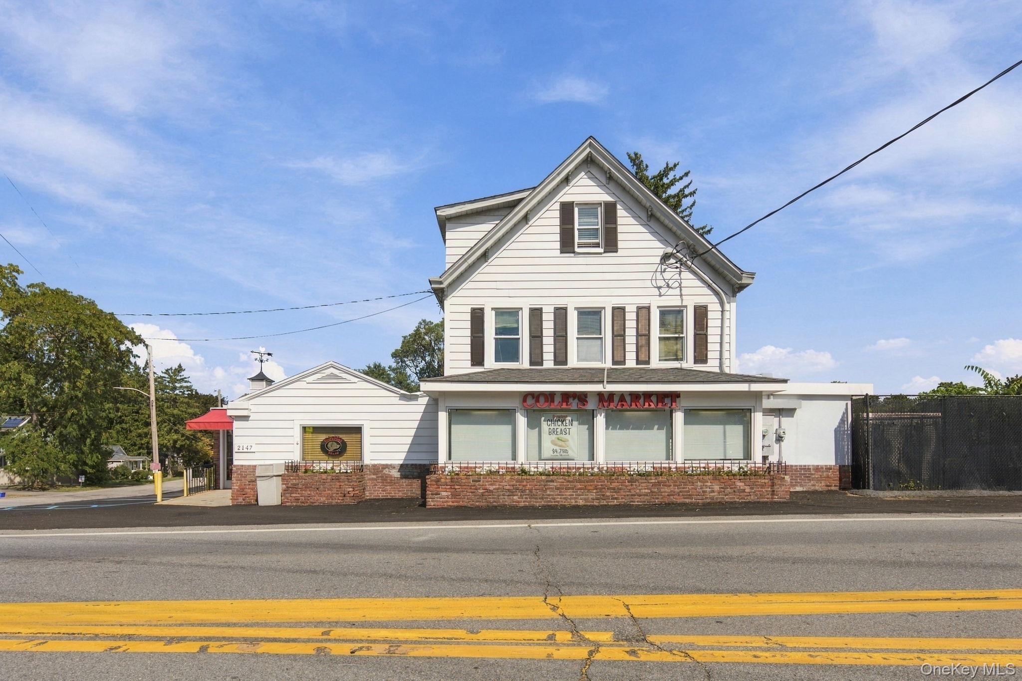 2147 Albany Post Road