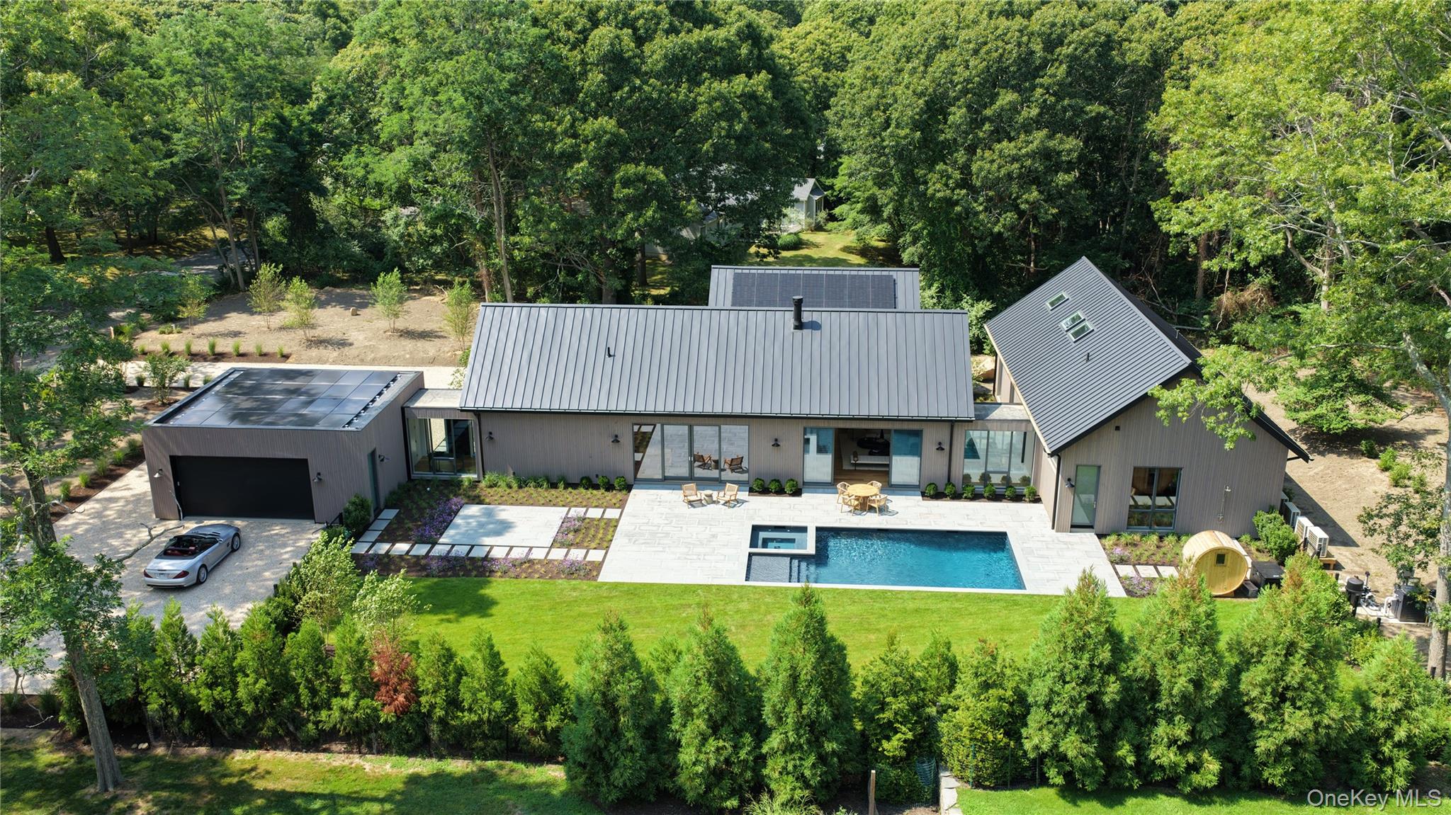 6 Great Circle Drive