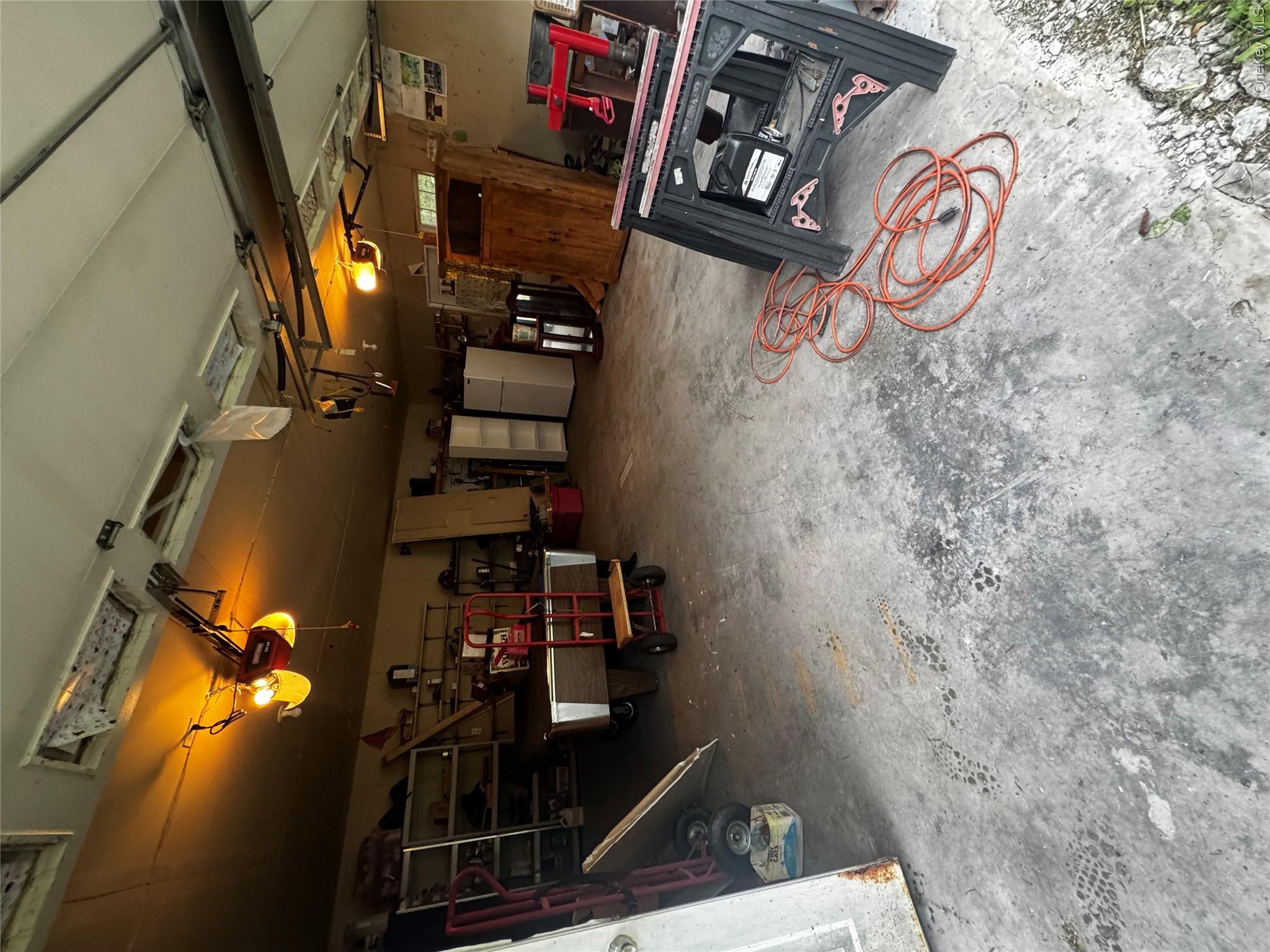 Photo 28
