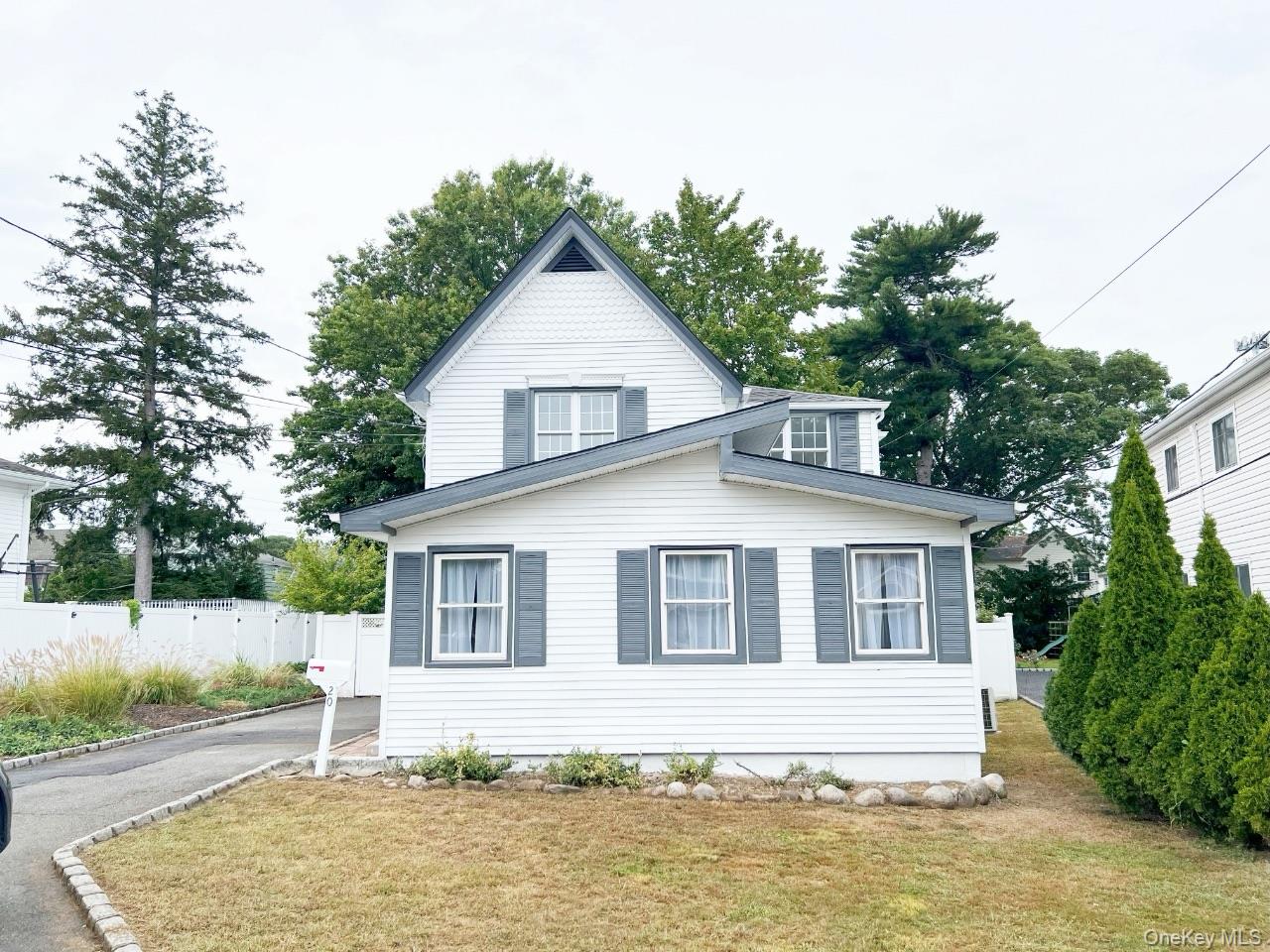 20 Walters Avenue