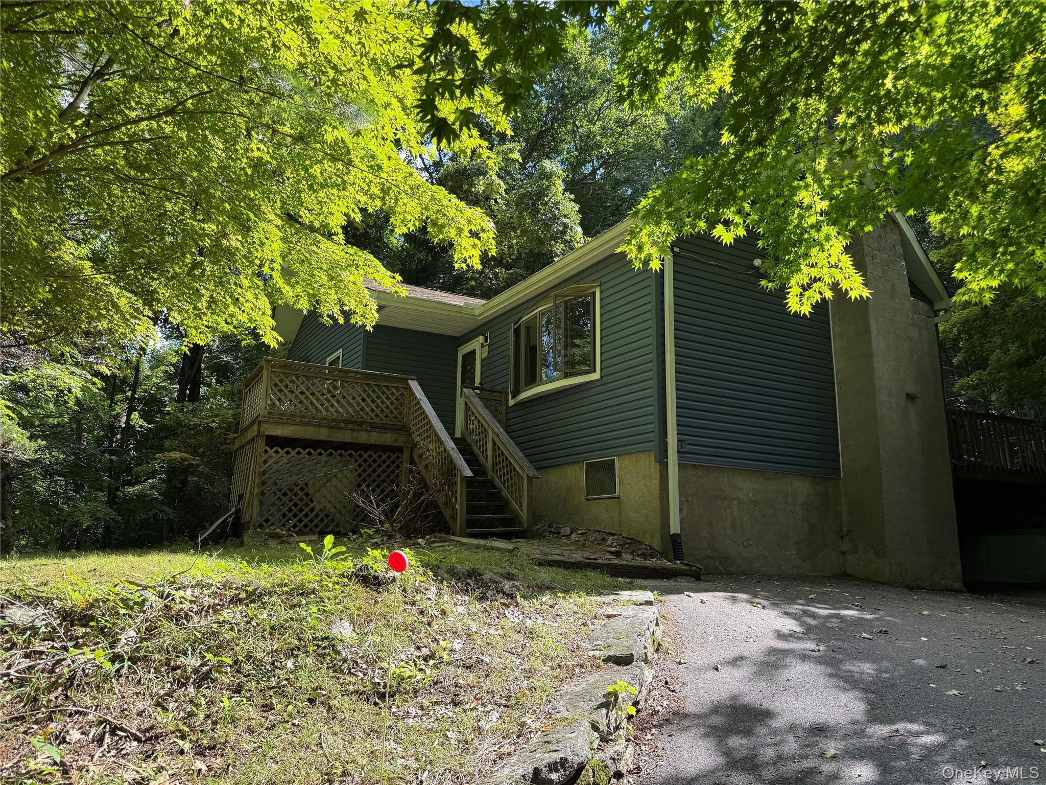 11 Beekman Drive