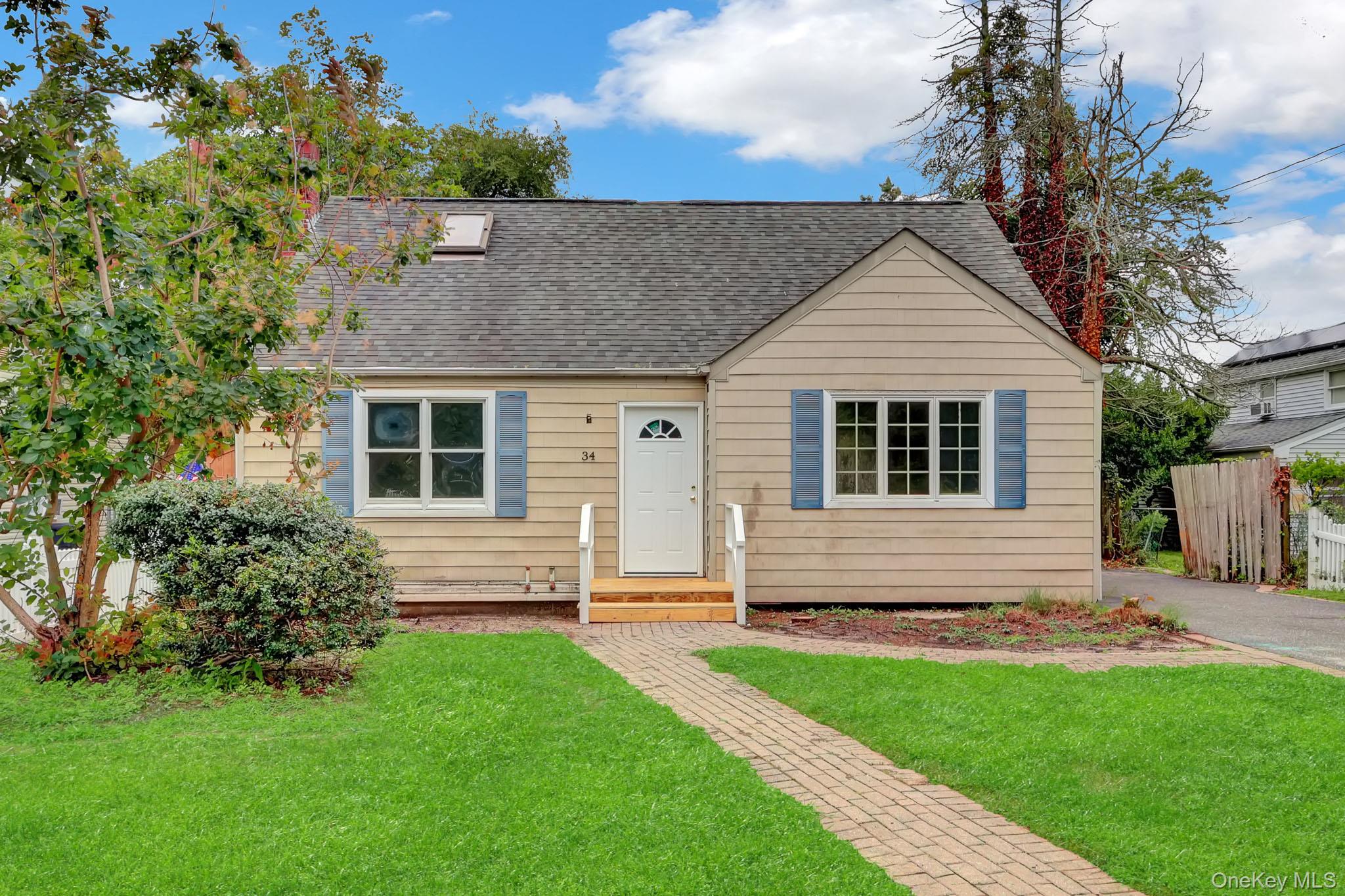 34 Thorburn Avenue