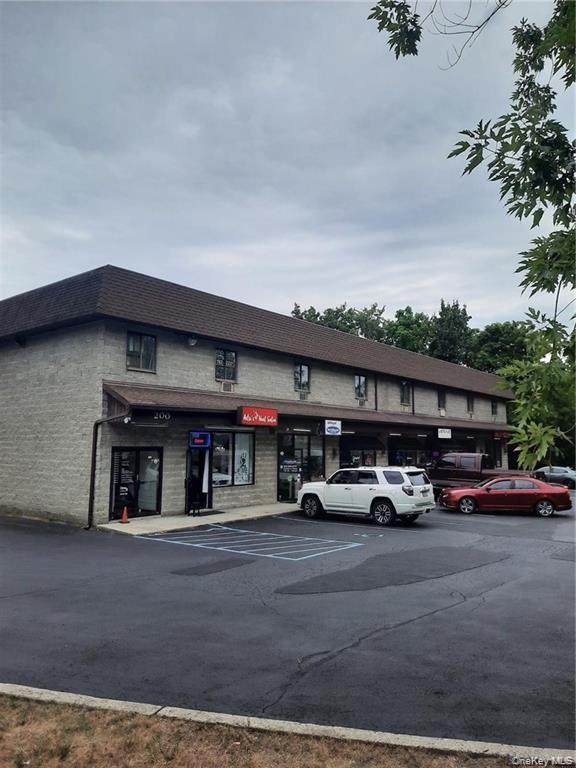 200 Route 32