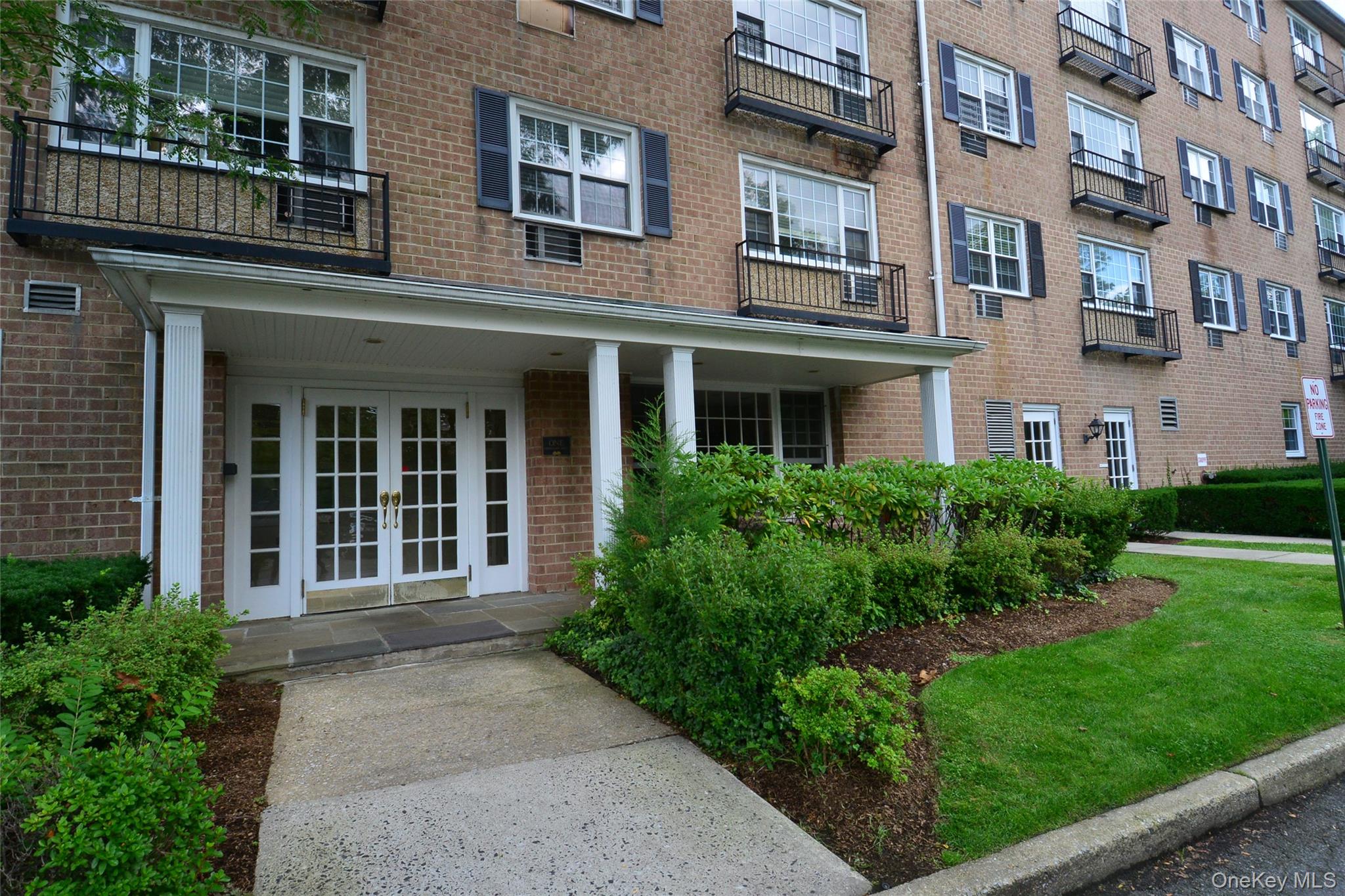 1 Consulate Drive