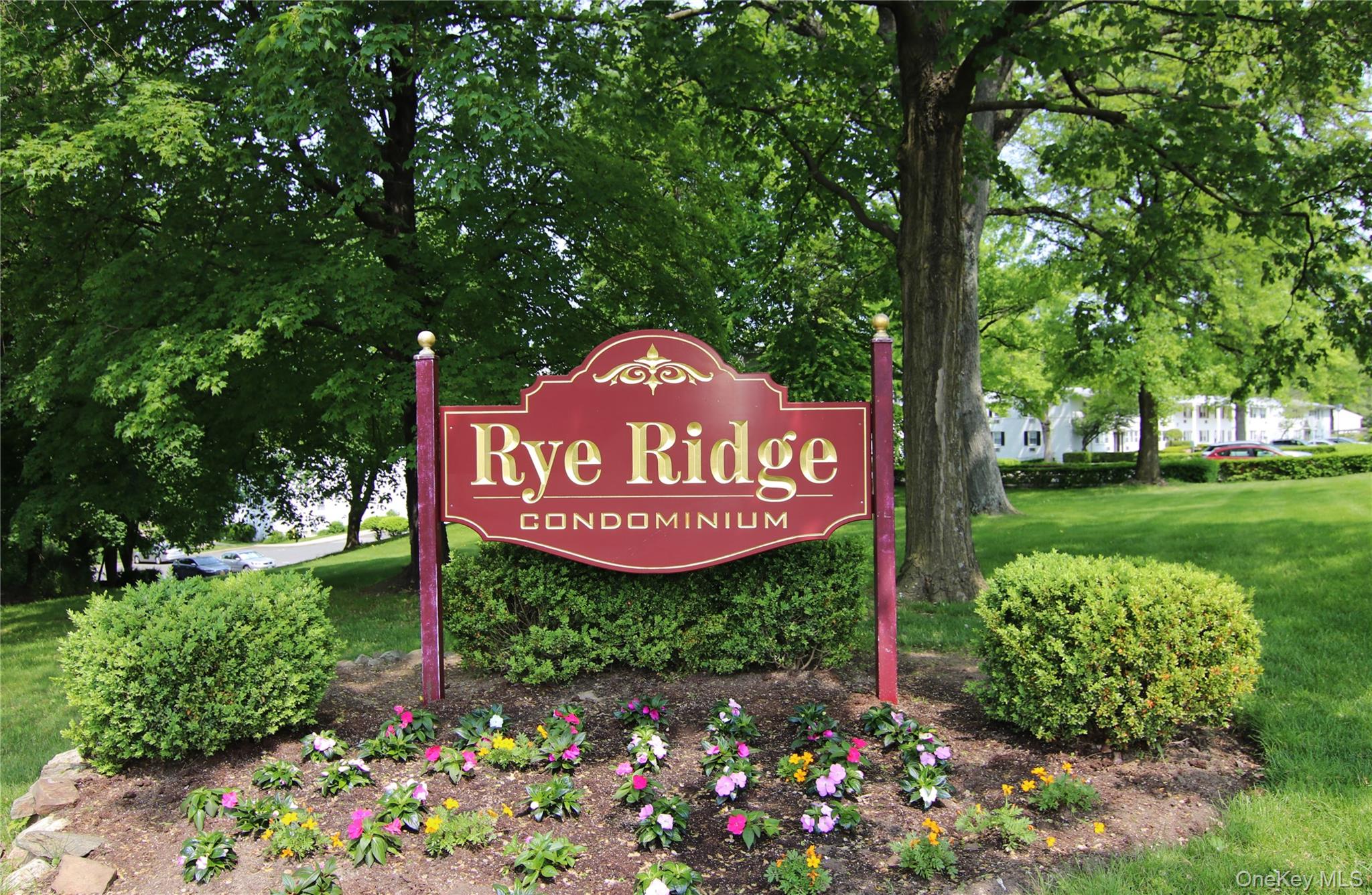 35 Avon Circle