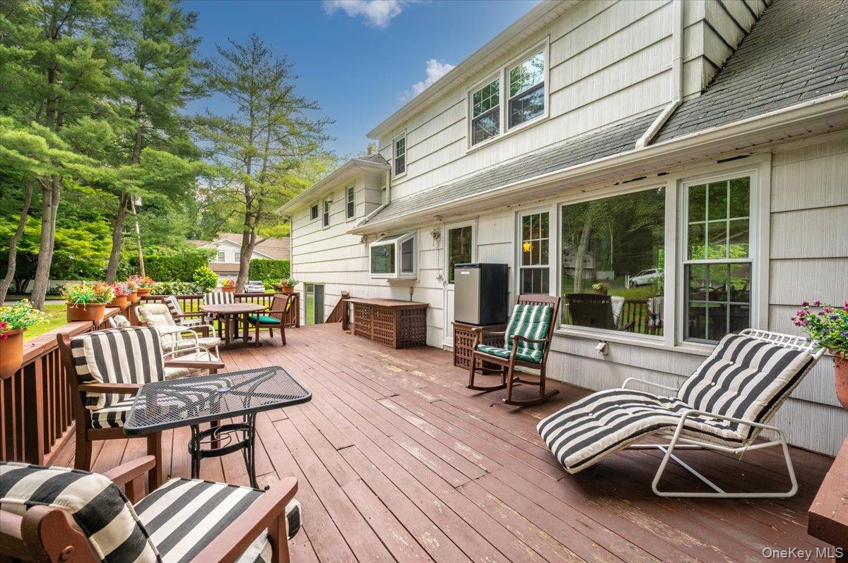 Deck