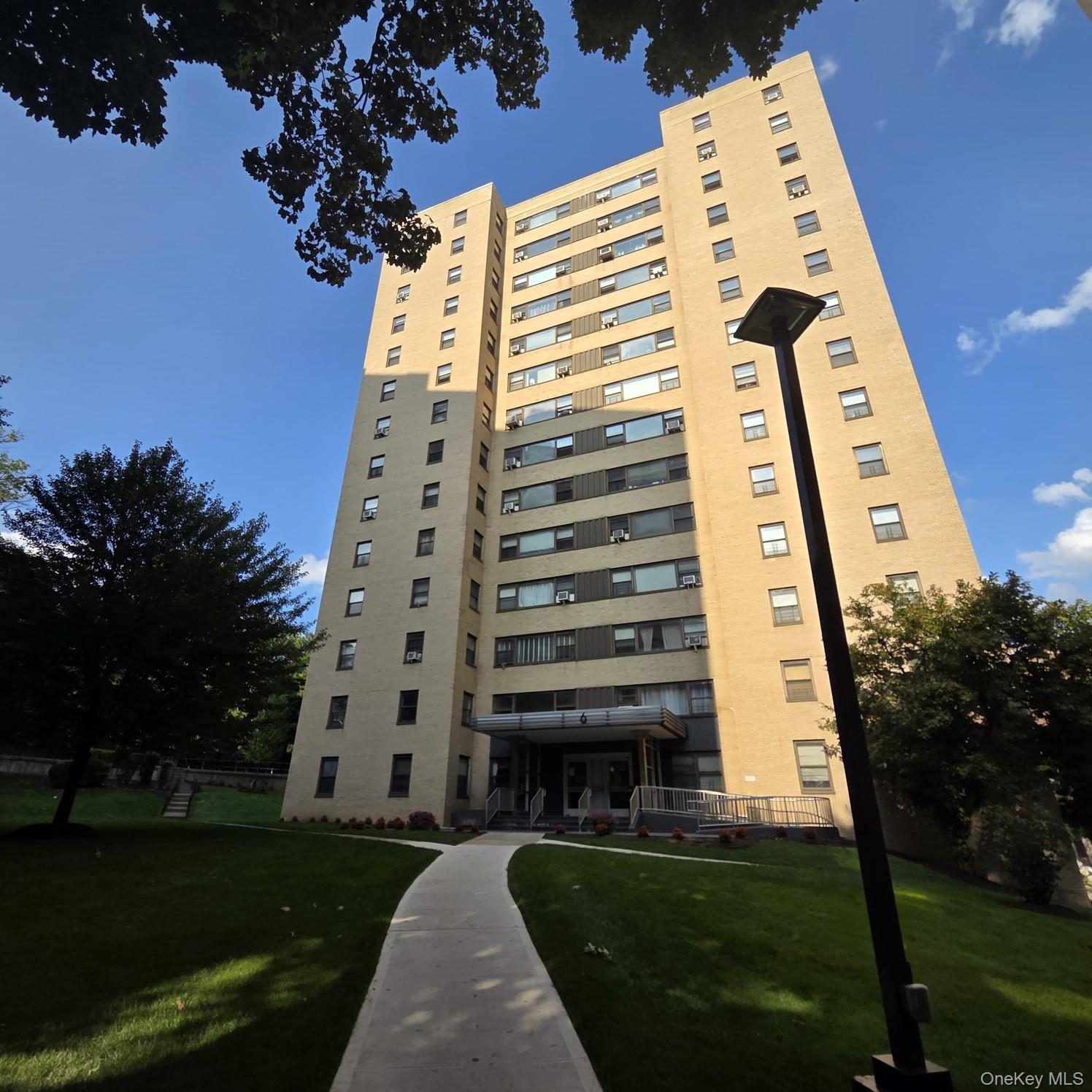 6 Fordham Hill Oval