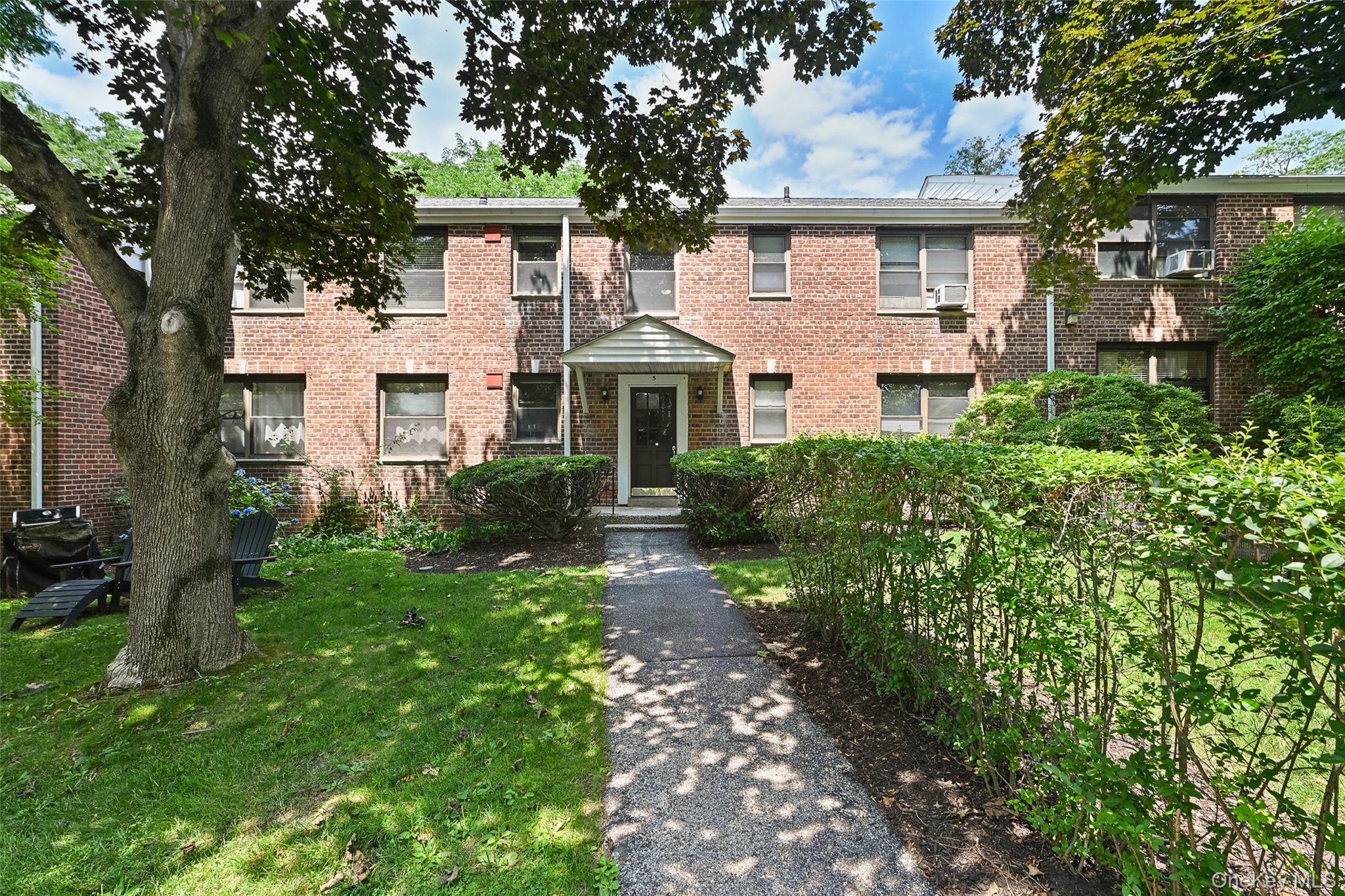 5 Rockledge Avenue