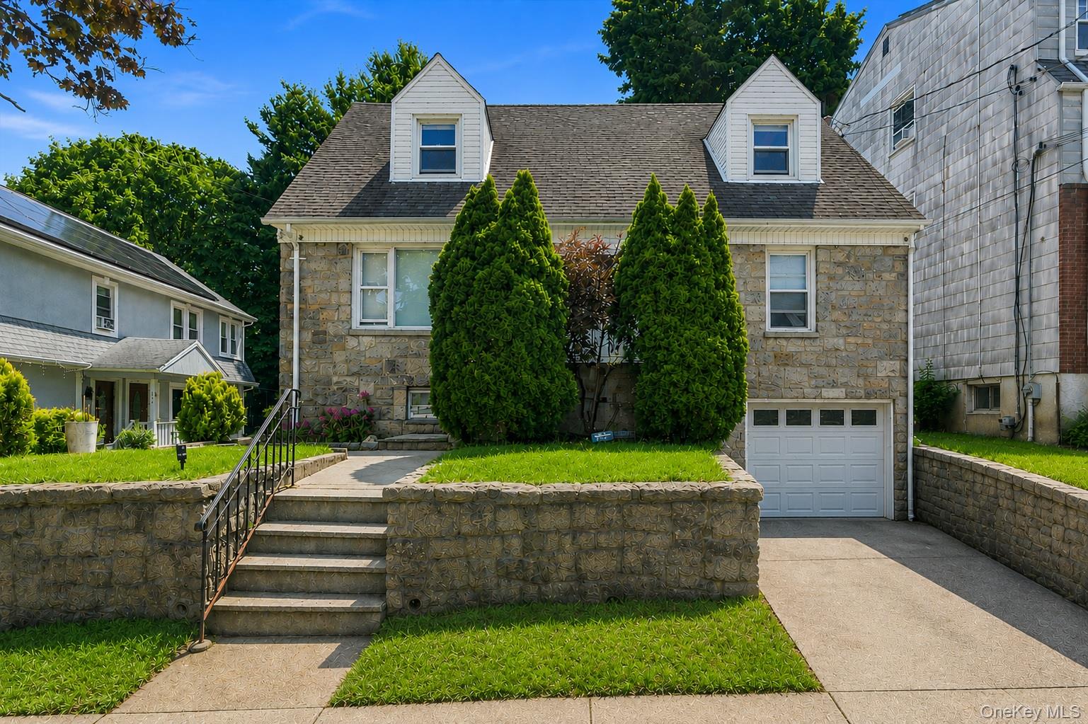 114 Greenvale Avenue