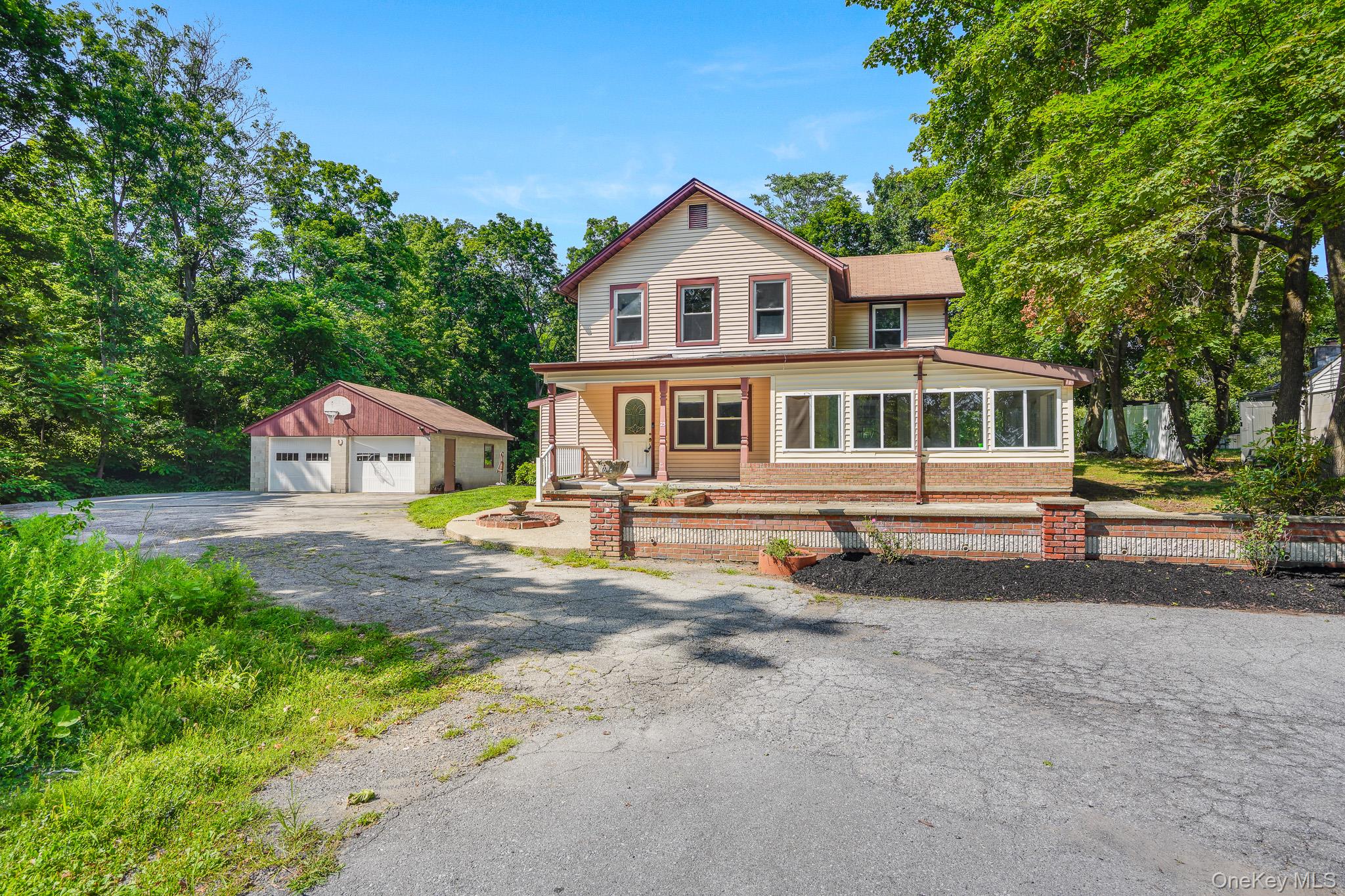 23 Kent Avenue