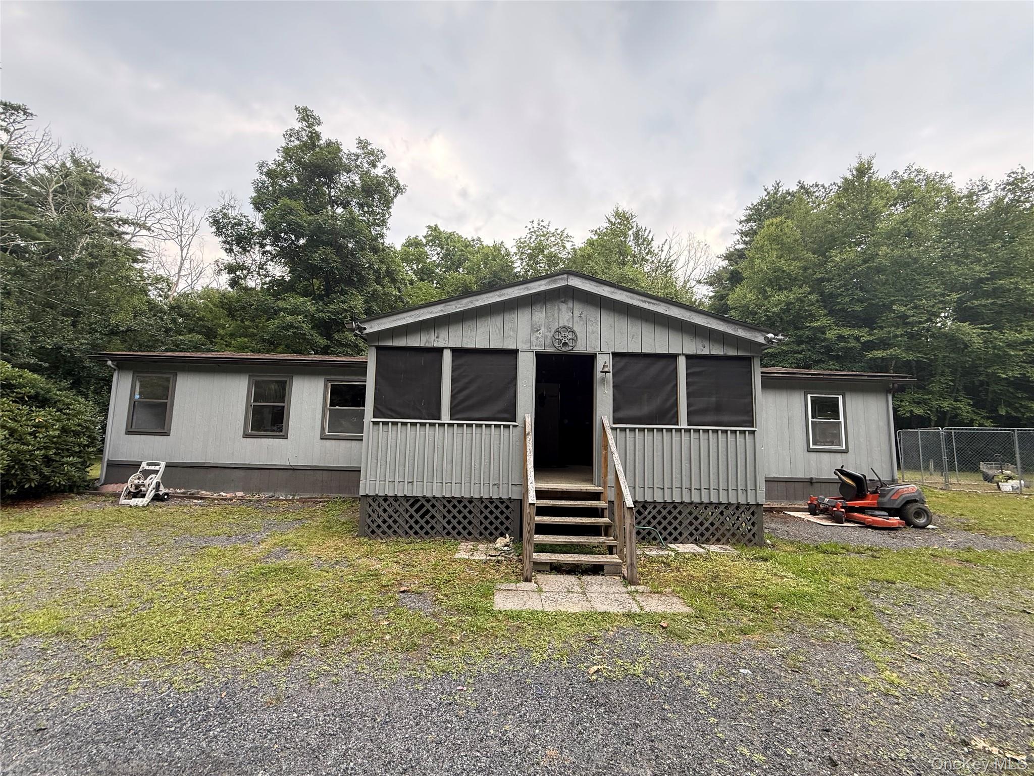 61 Peenpack Trail