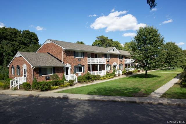 16 Garfield Avenue