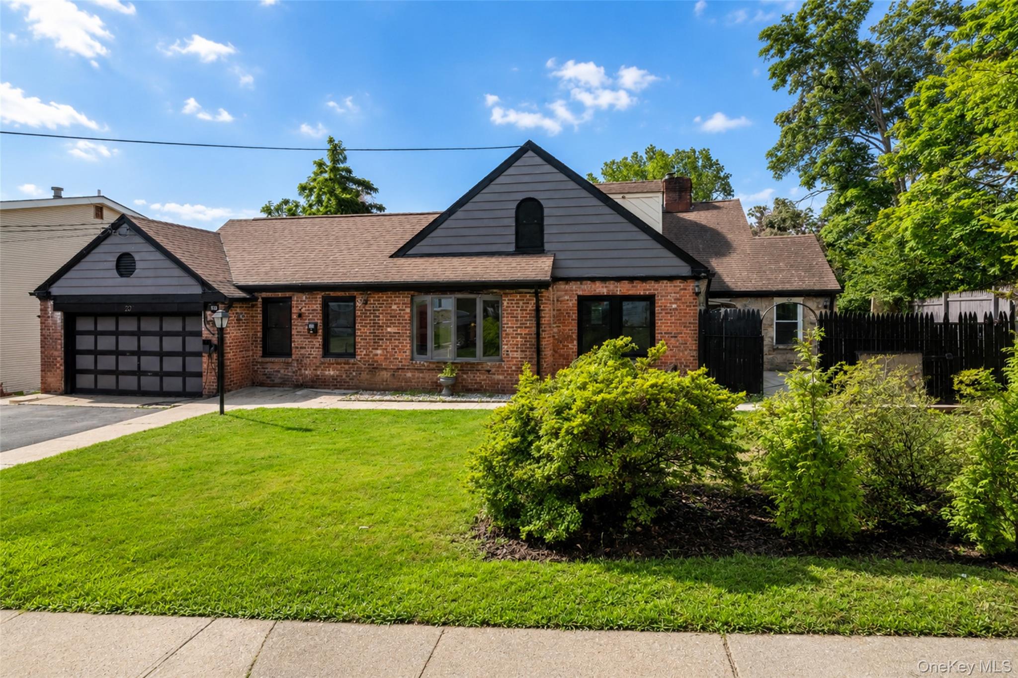 6 Truman Avenue