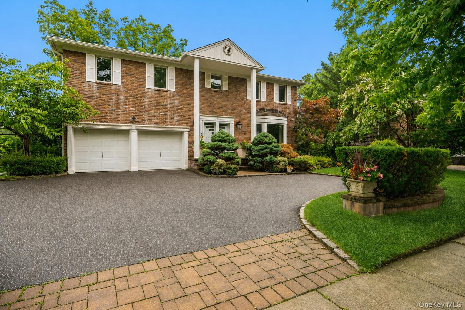15 Hunt Court