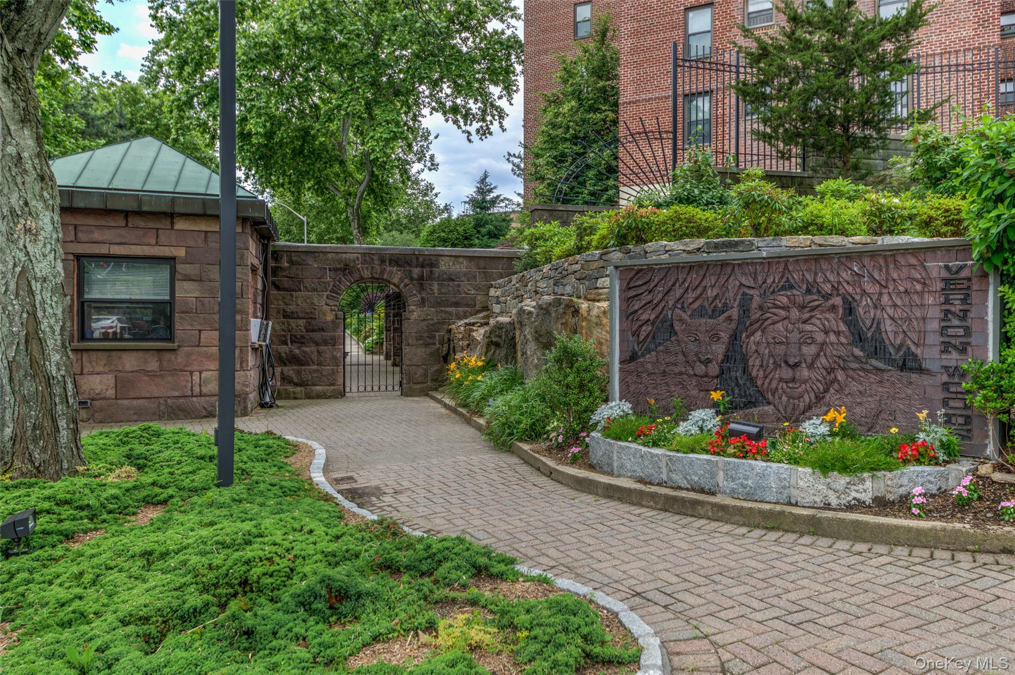 171 Pearsall Drive
